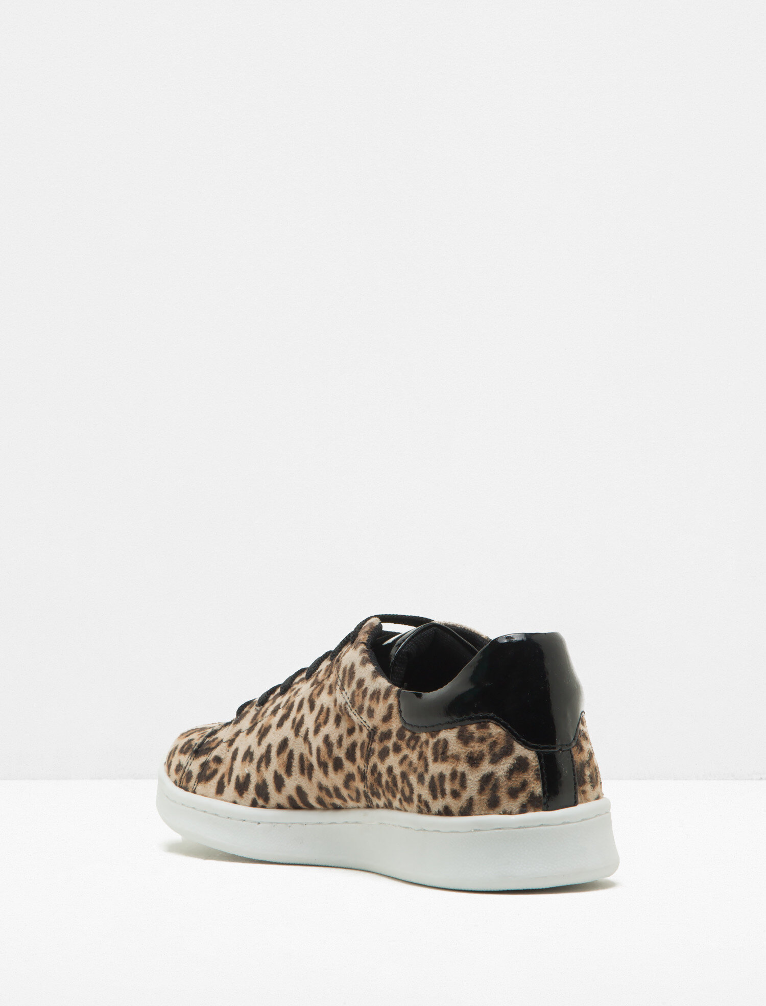  Kadın Bağcıklı Spor Ayakkabı