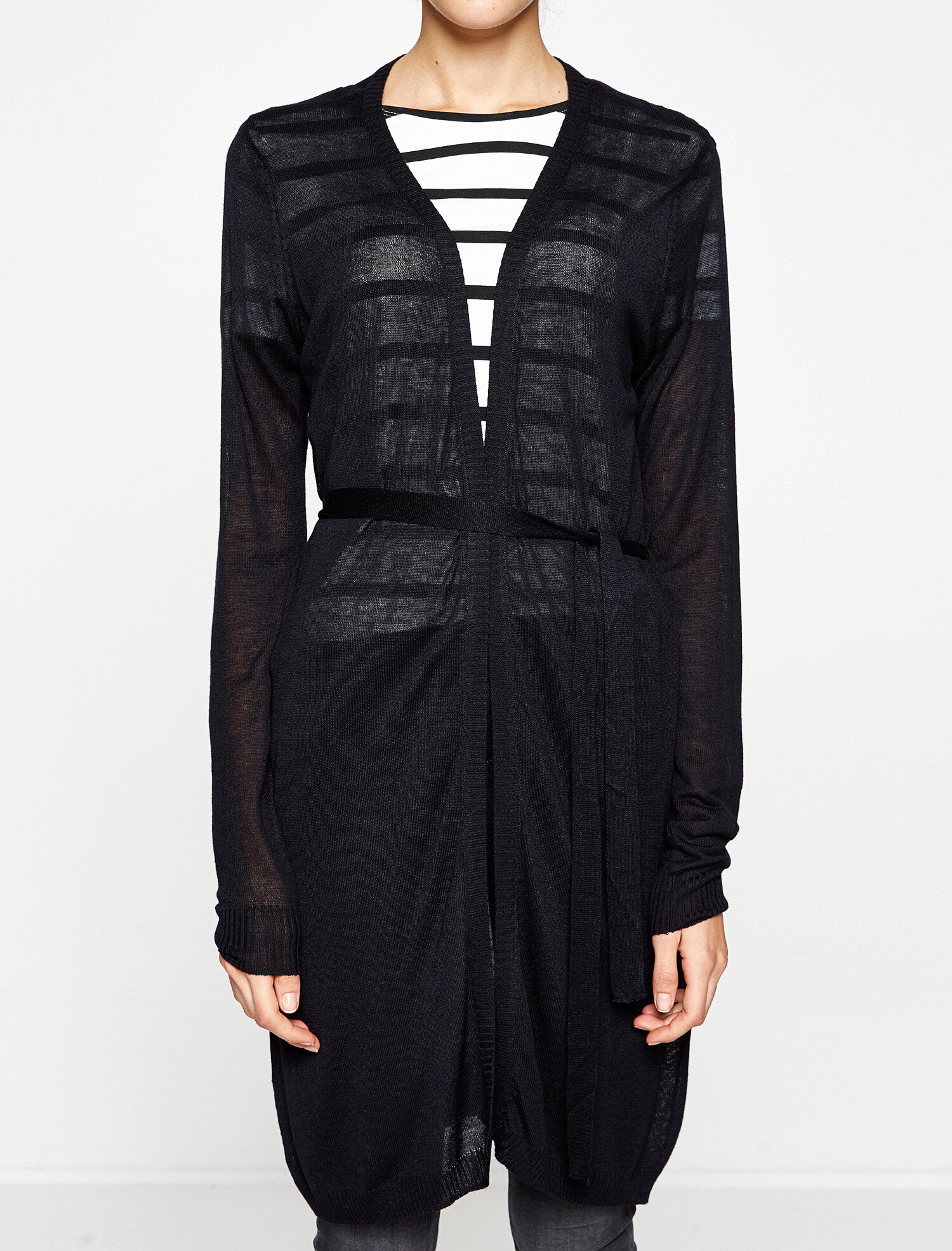   Bağlama Detaylı Hırka