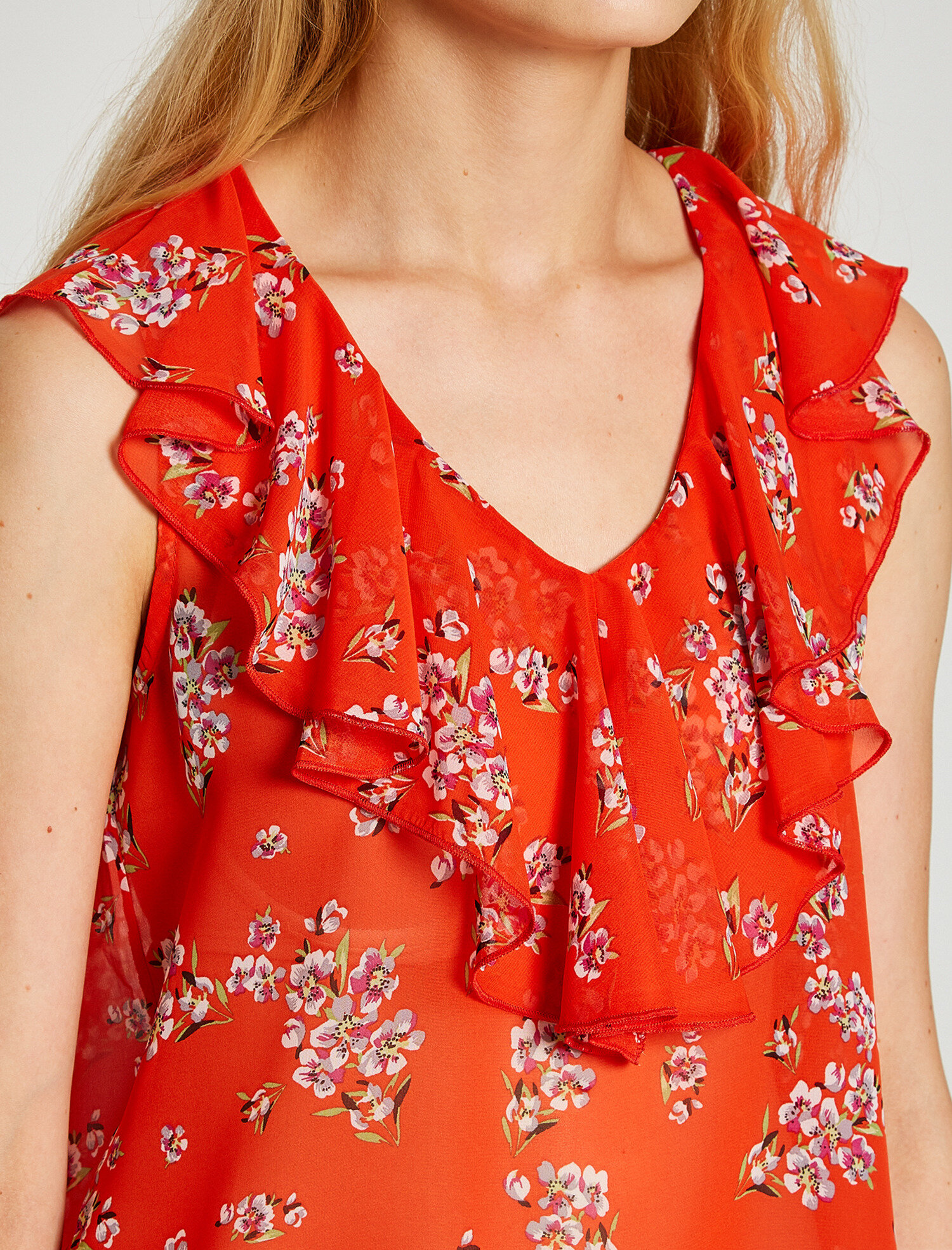   Fırfır Detaylı Bluz