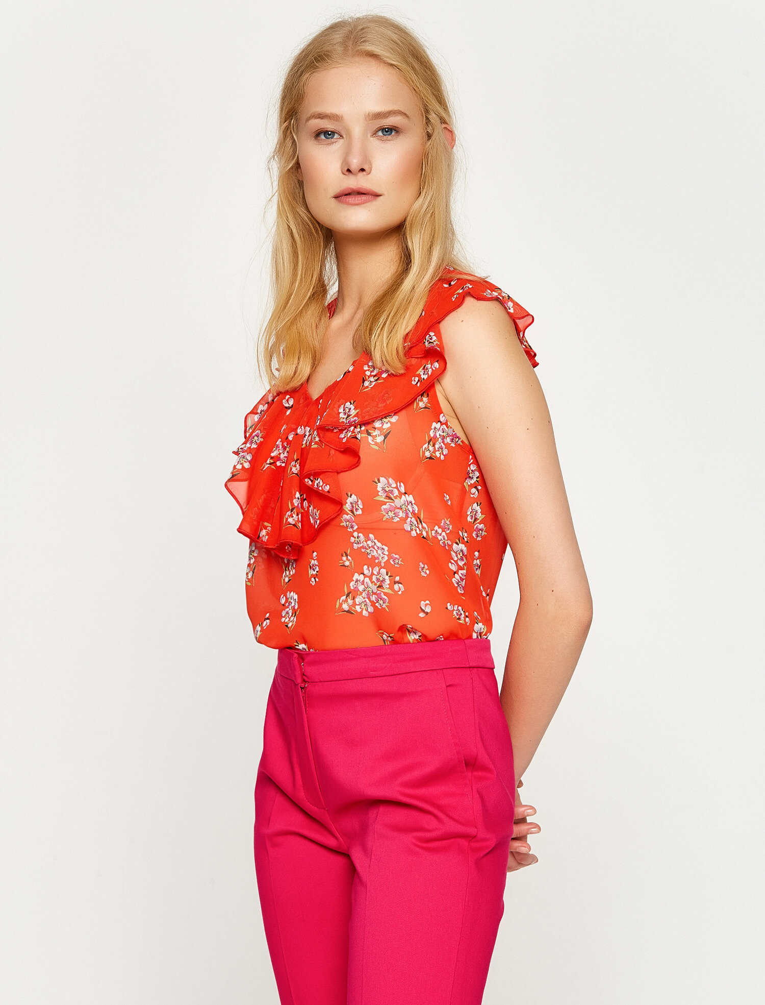   Fırfır Detaylı Bluz