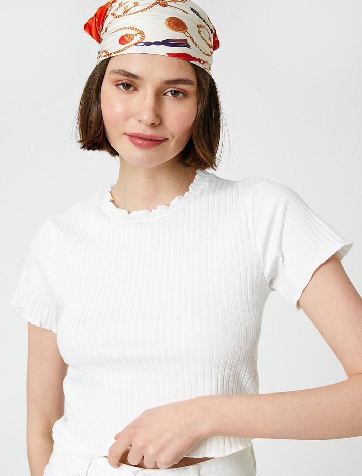  Bisiklet Yaka Kısa Kollu Crop Tişört