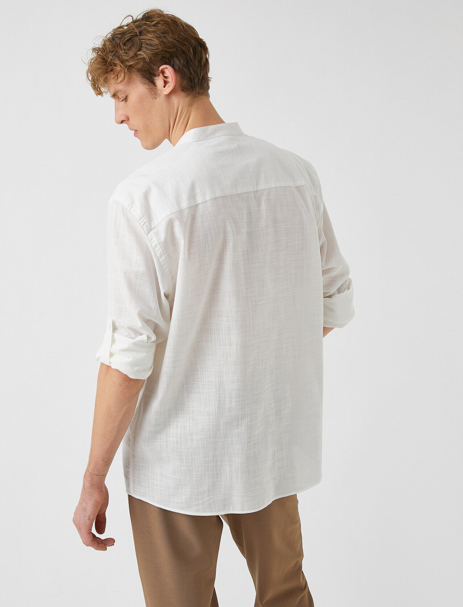   Katlanır Kollu Hakim Yaka Gömlek