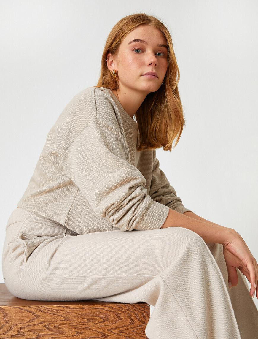   Bisiklet Yaka Uzun Kollu Sweatshirt