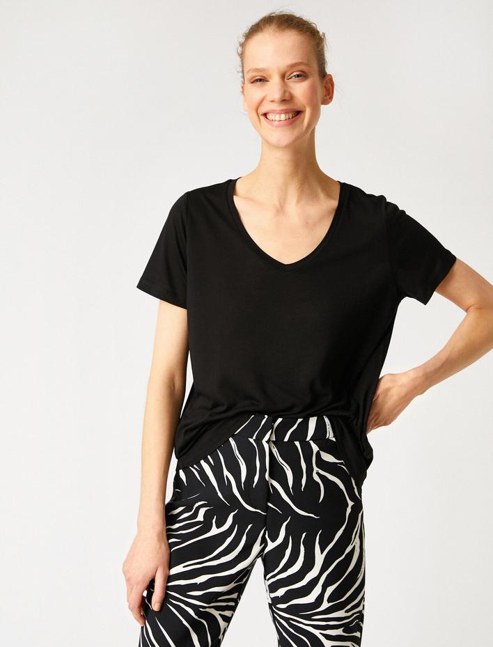  Bisiklet Yaka Kısa Kollu Basic Tişört