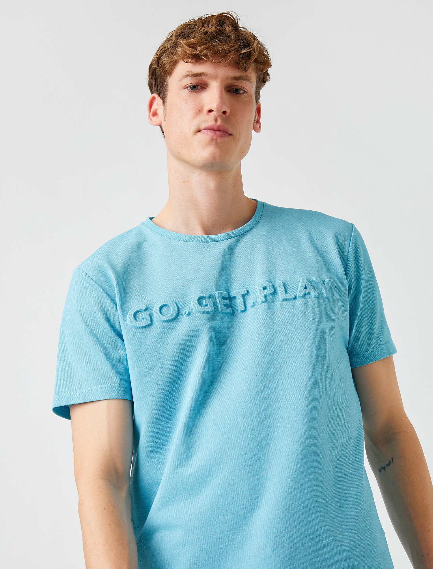   Slim Fit Kabartma Baskılı Tişört