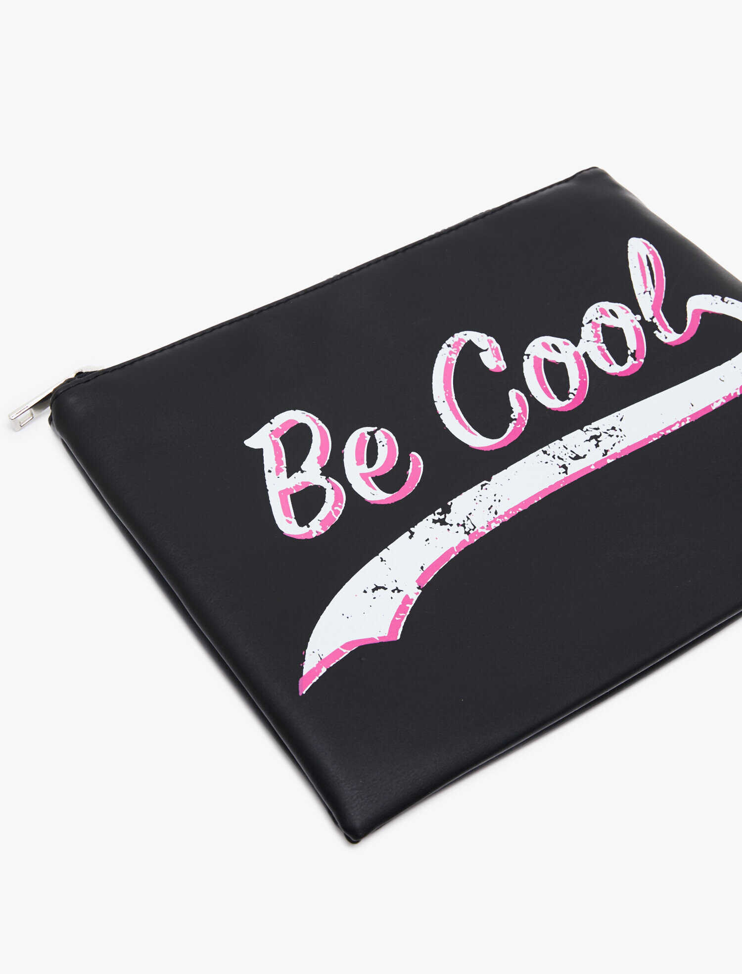  Kadın Yazılı Baskılı El Çantası