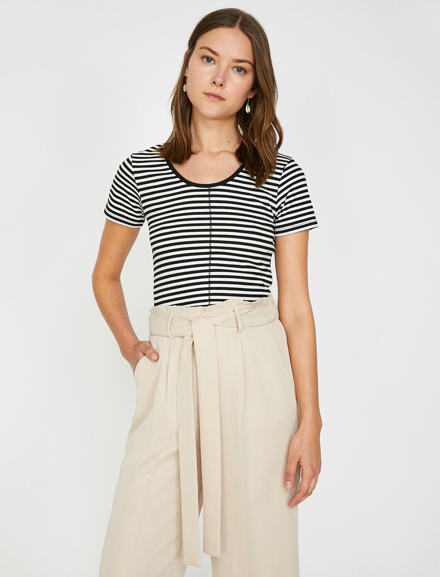   Fitilli Çizgili Karyoka Detaylı Bisiklet Yaka Basic Tişört