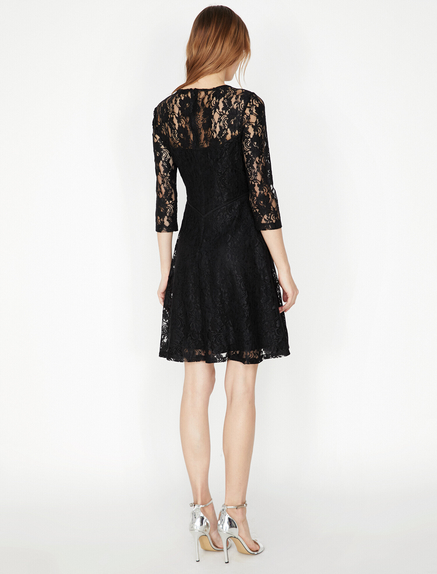   Dantel Detaylı Abiye Elbise