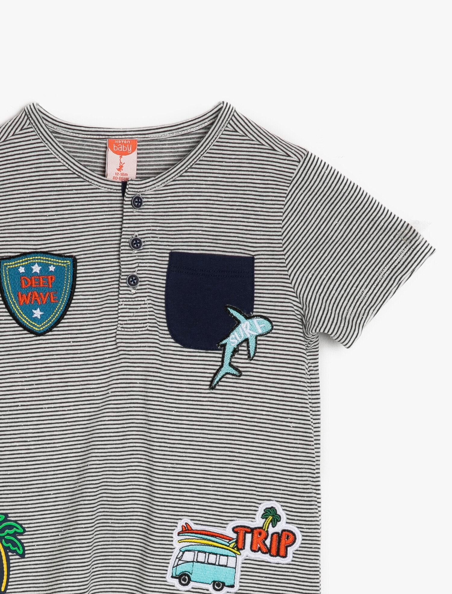 Erkek Bebek Aplike Detaylı Tişört