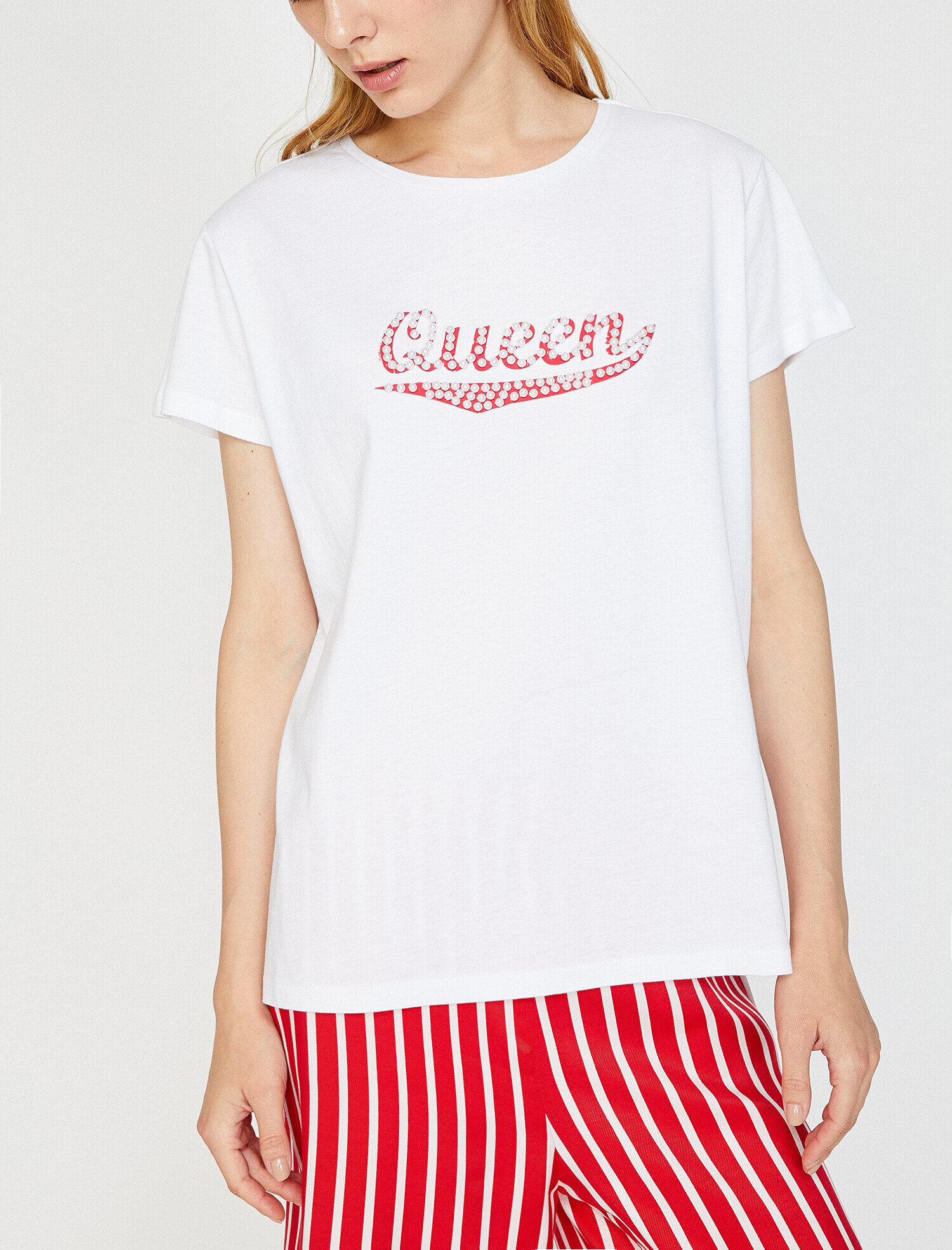   İnci Detaylı Tişört