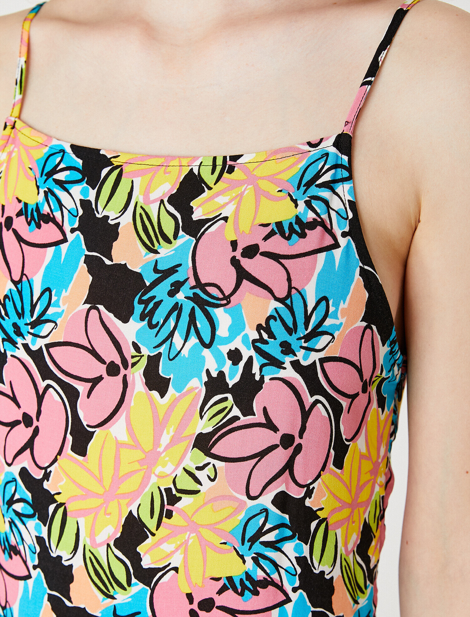   The Floral Dress - Çiçek Desenli Elbise