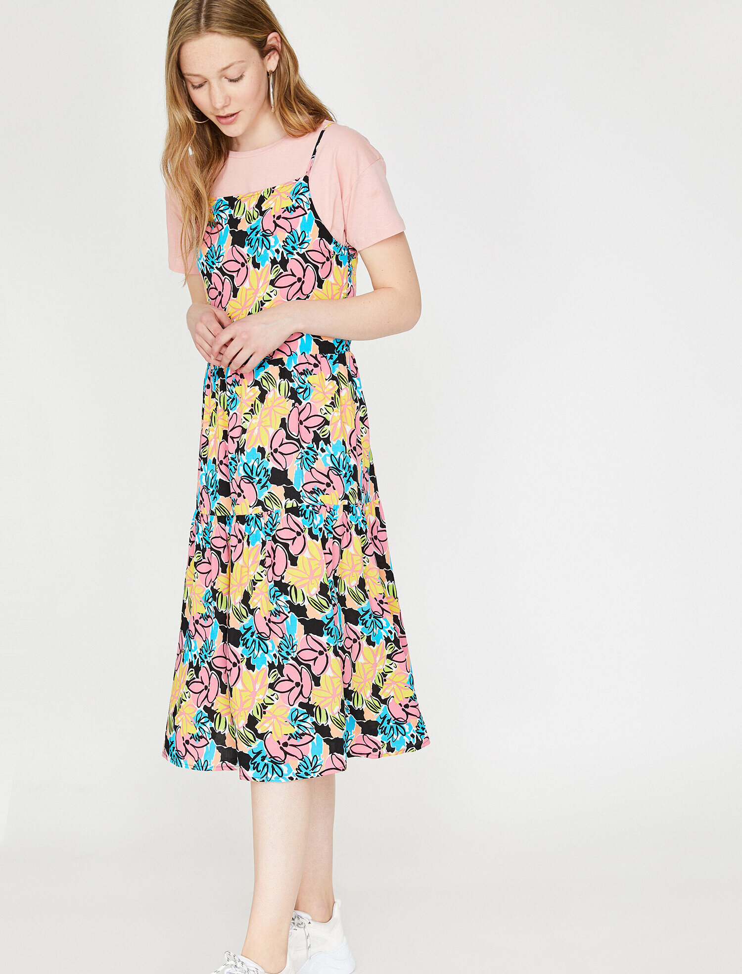   The Floral Dress - Çiçek Desenli Elbise