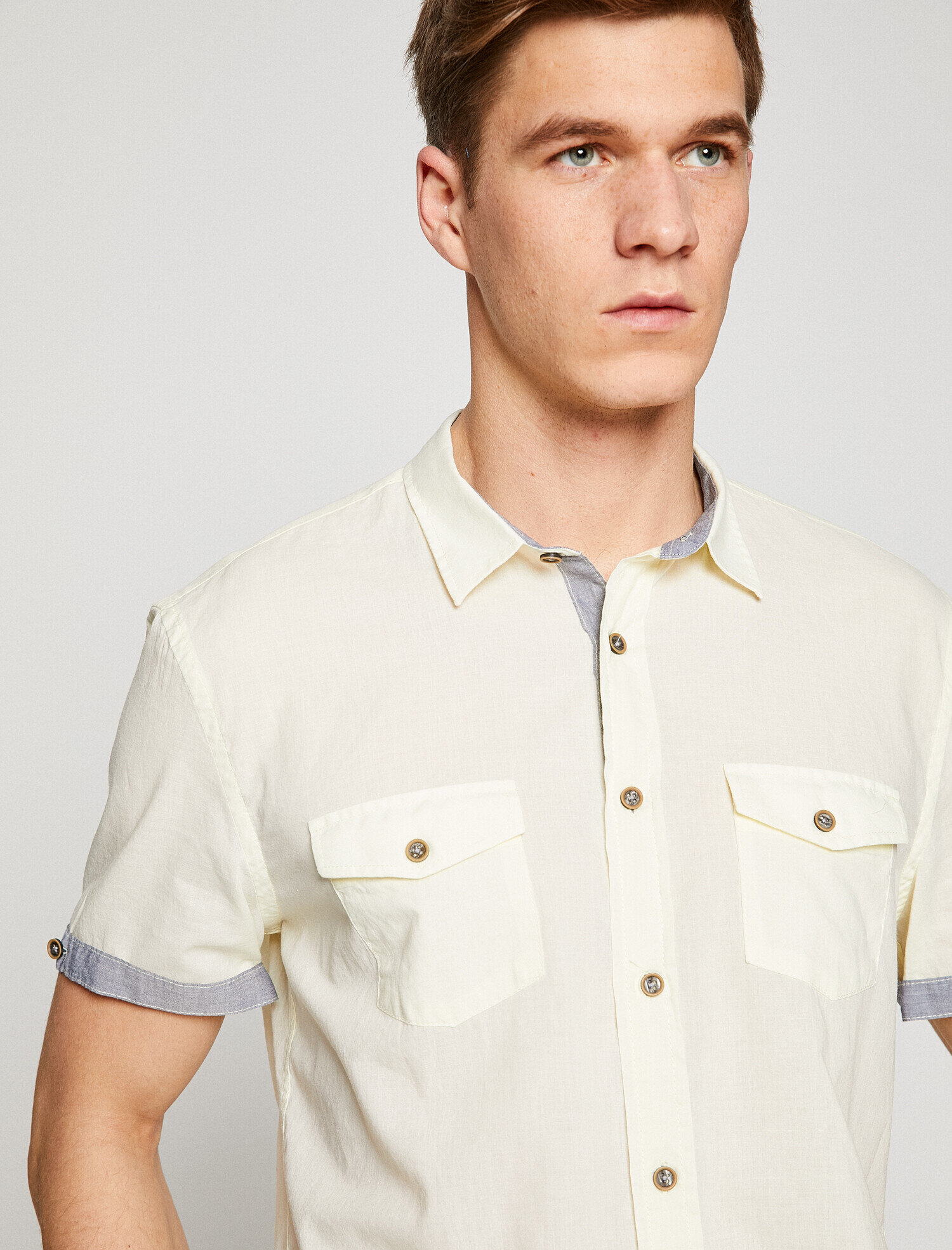   Cep Detaylı Gömlek