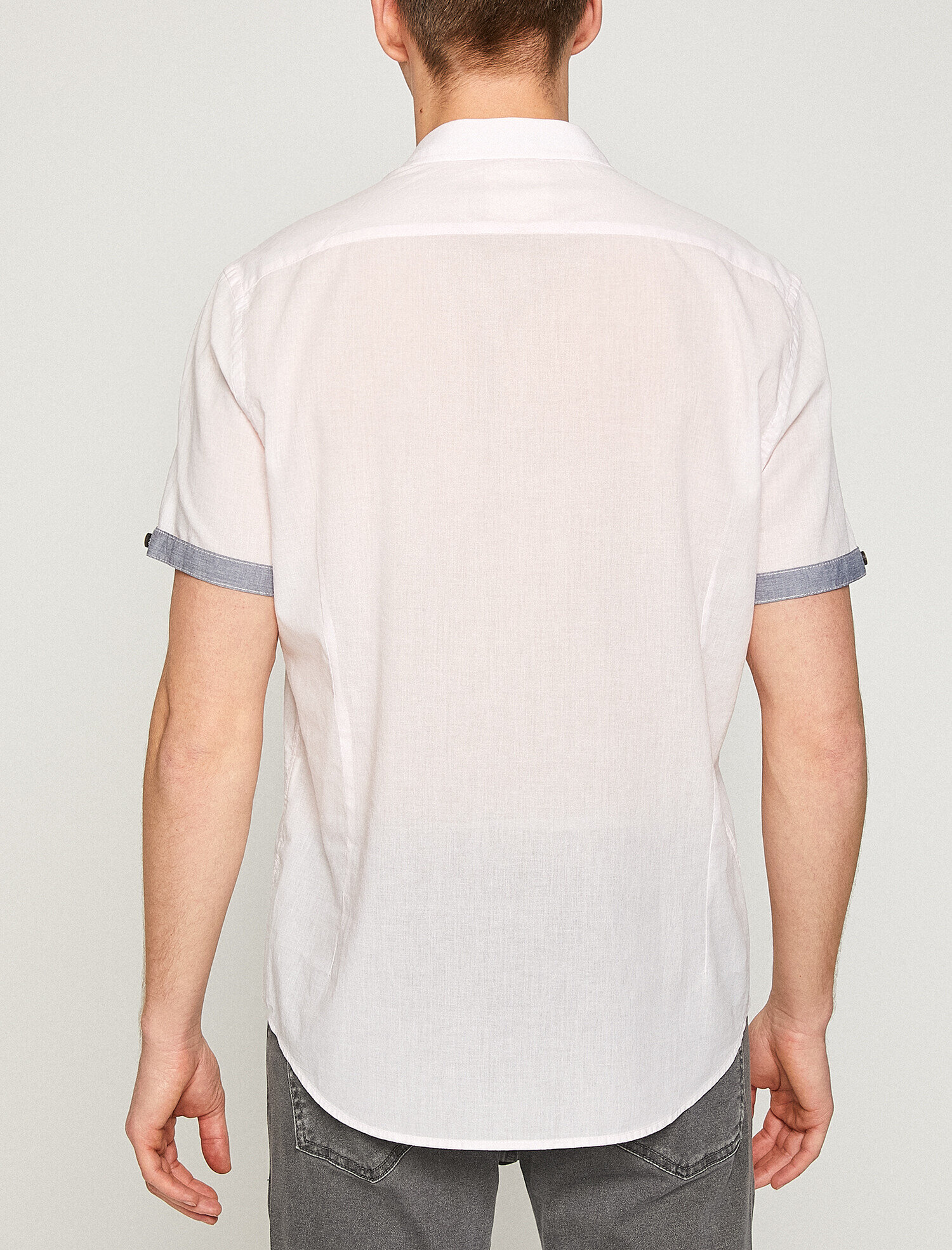   Cep Detaylı Gömlek