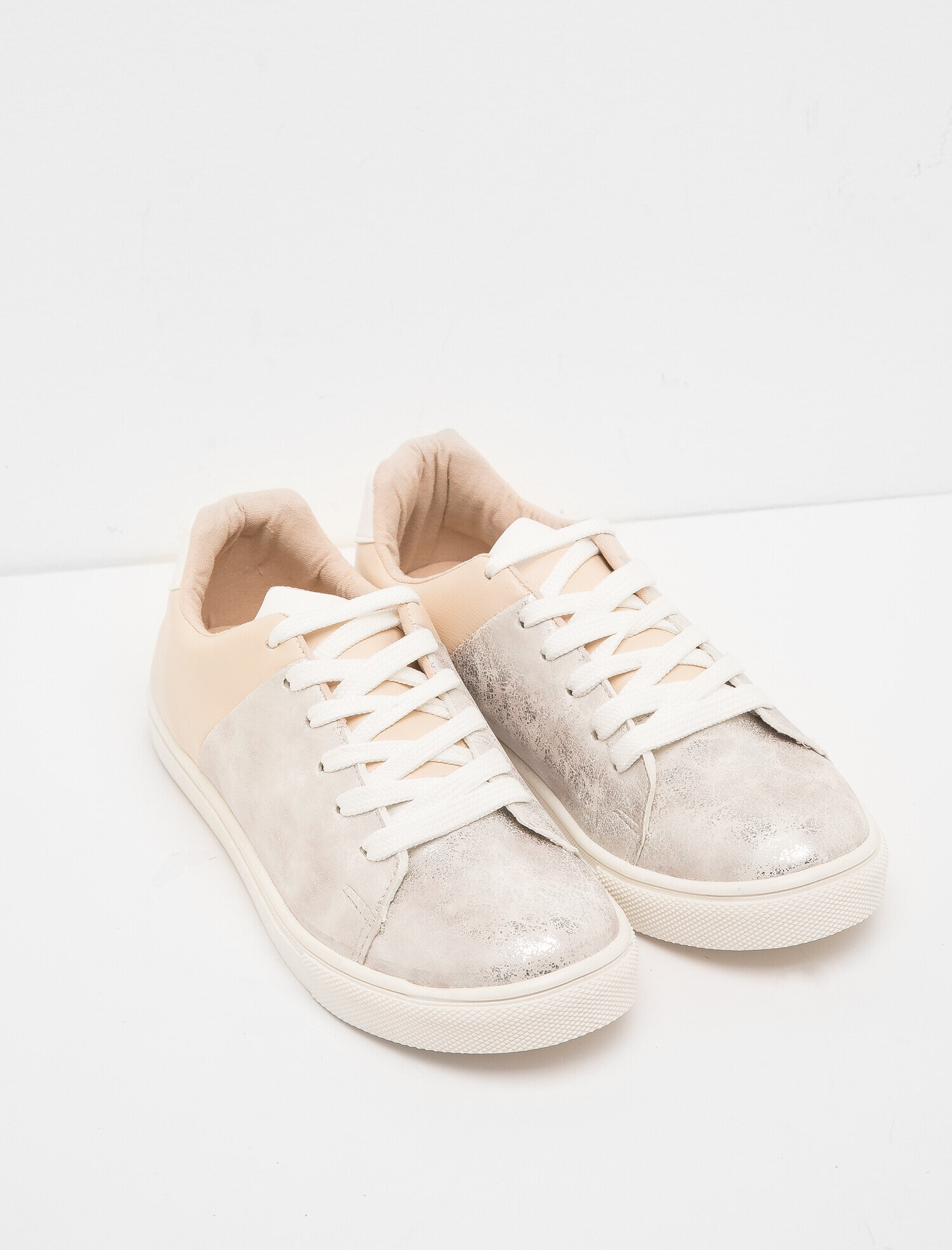 Kadın Bağcıklı Spor Ayakkabı