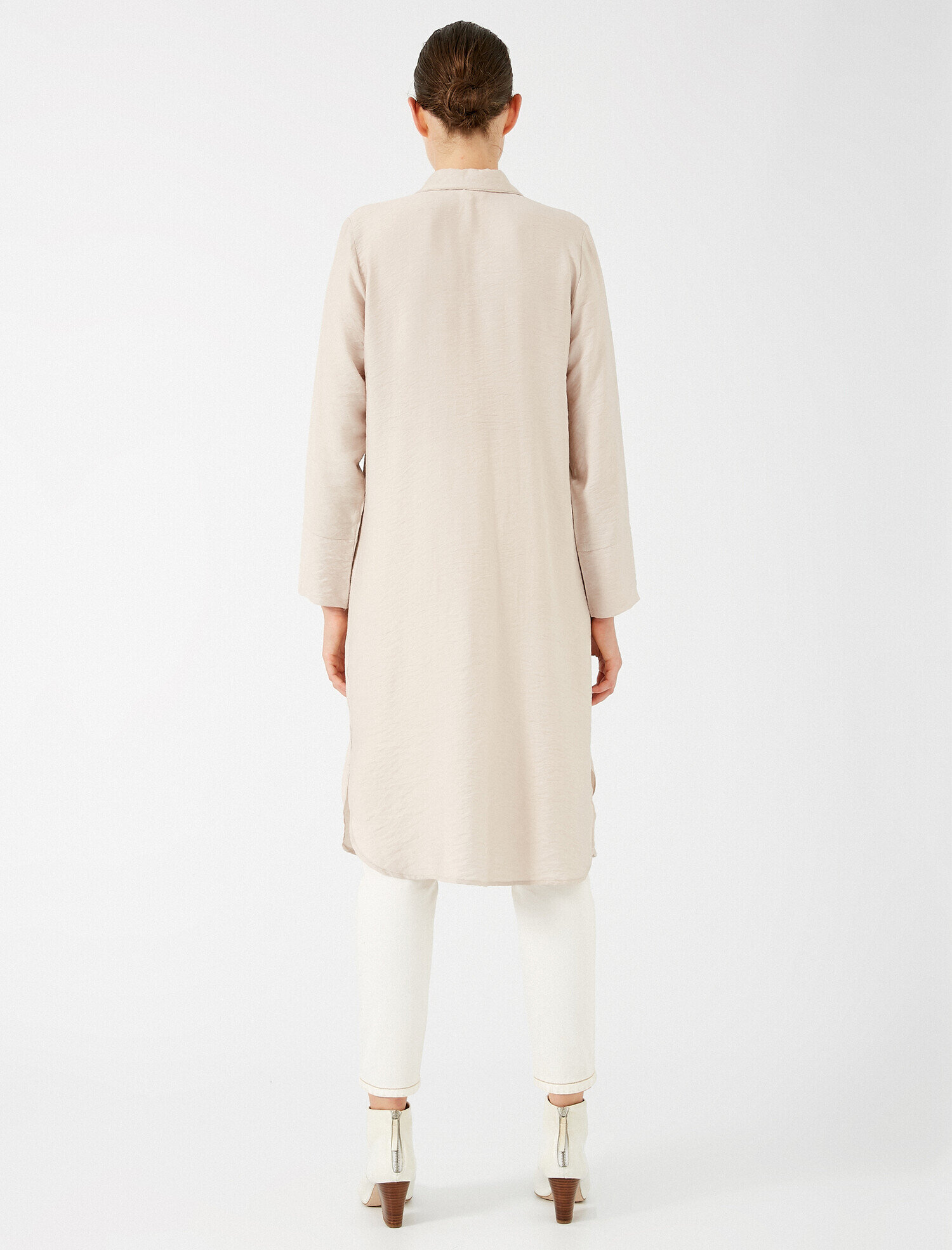   Gömlek Yaka Düğme Detaylı Uzun Kollu Tunik