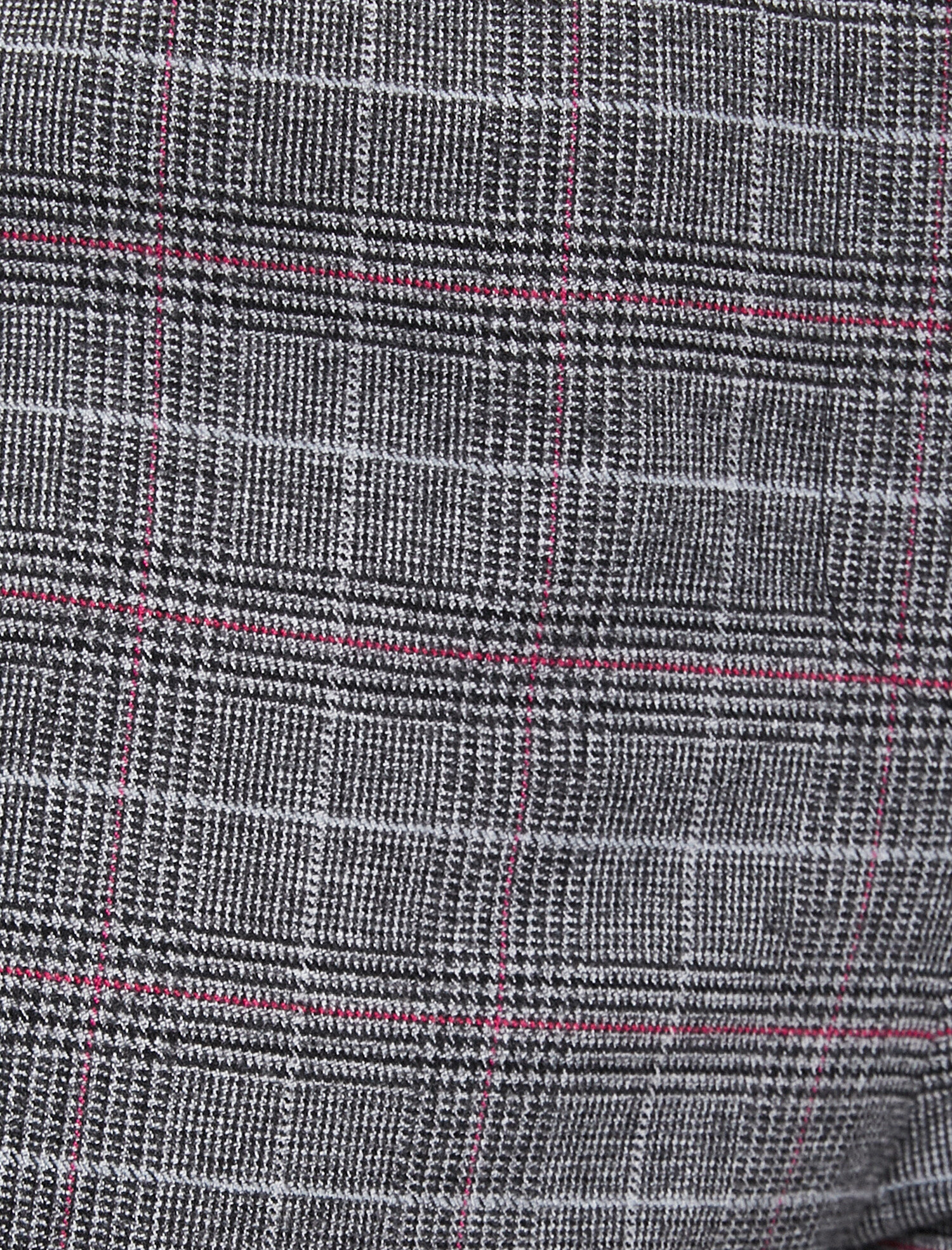   Düğme Detaylı Tişört