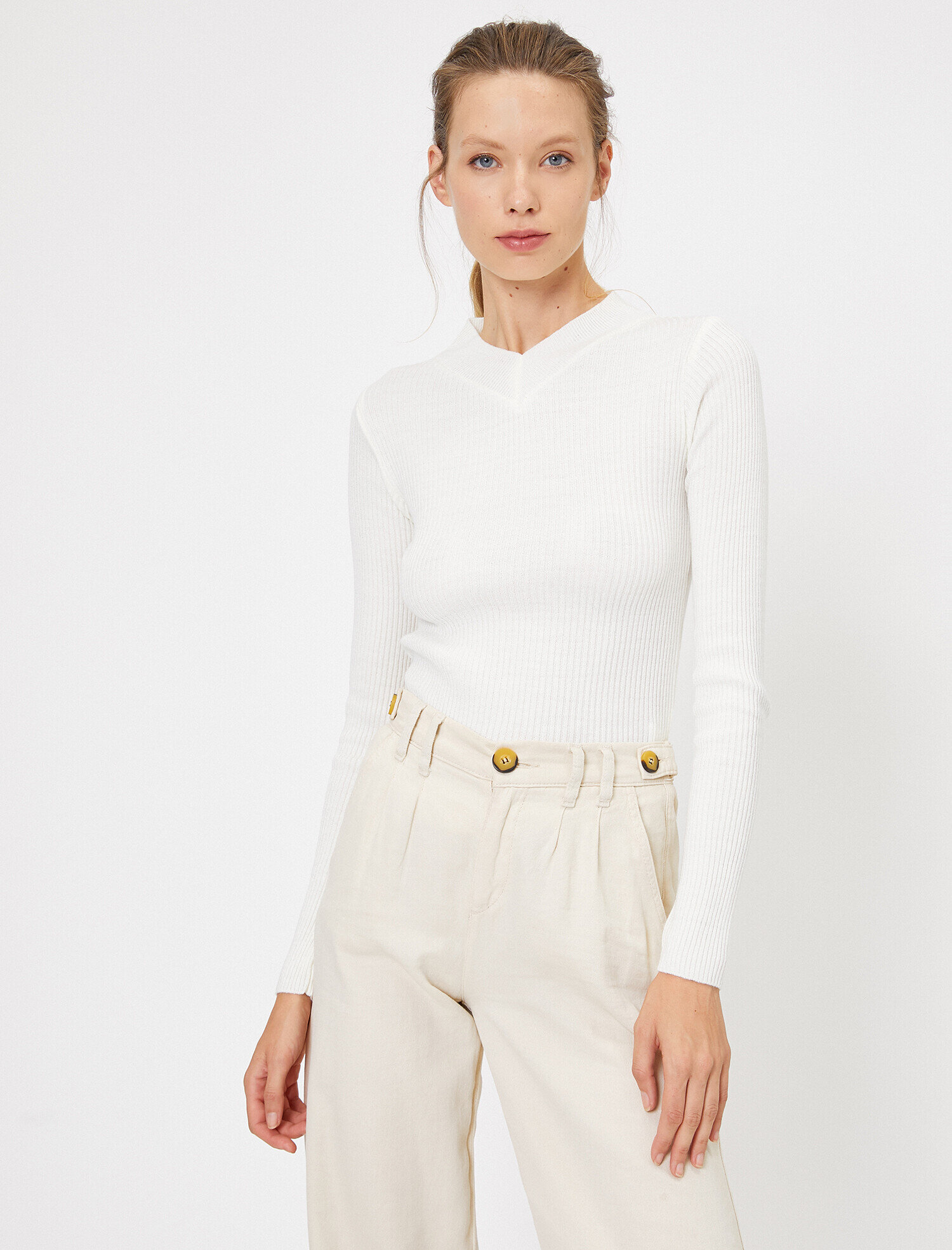   Yaka Detaylı Triko Kazak