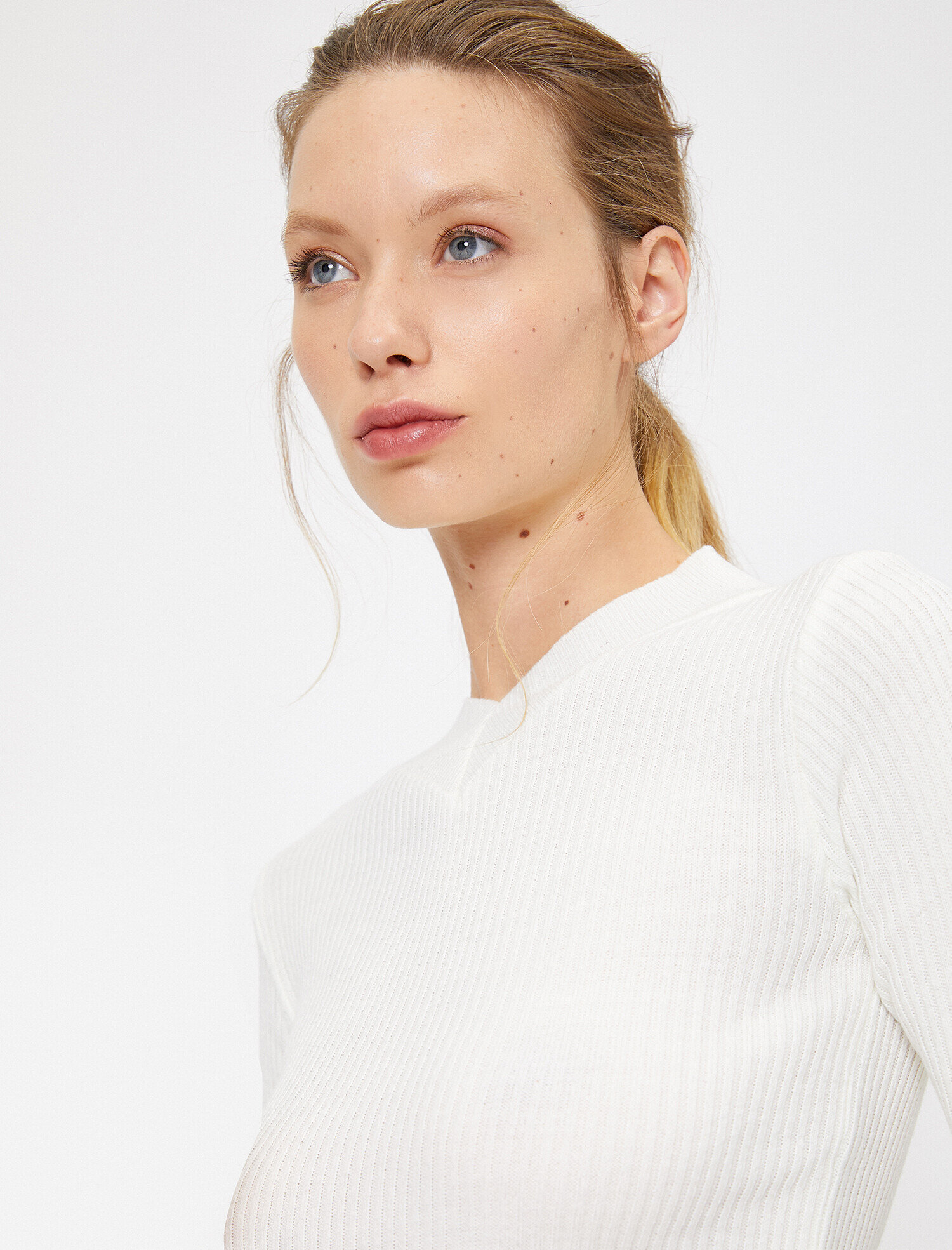   Yaka Detaylı Triko Kazak