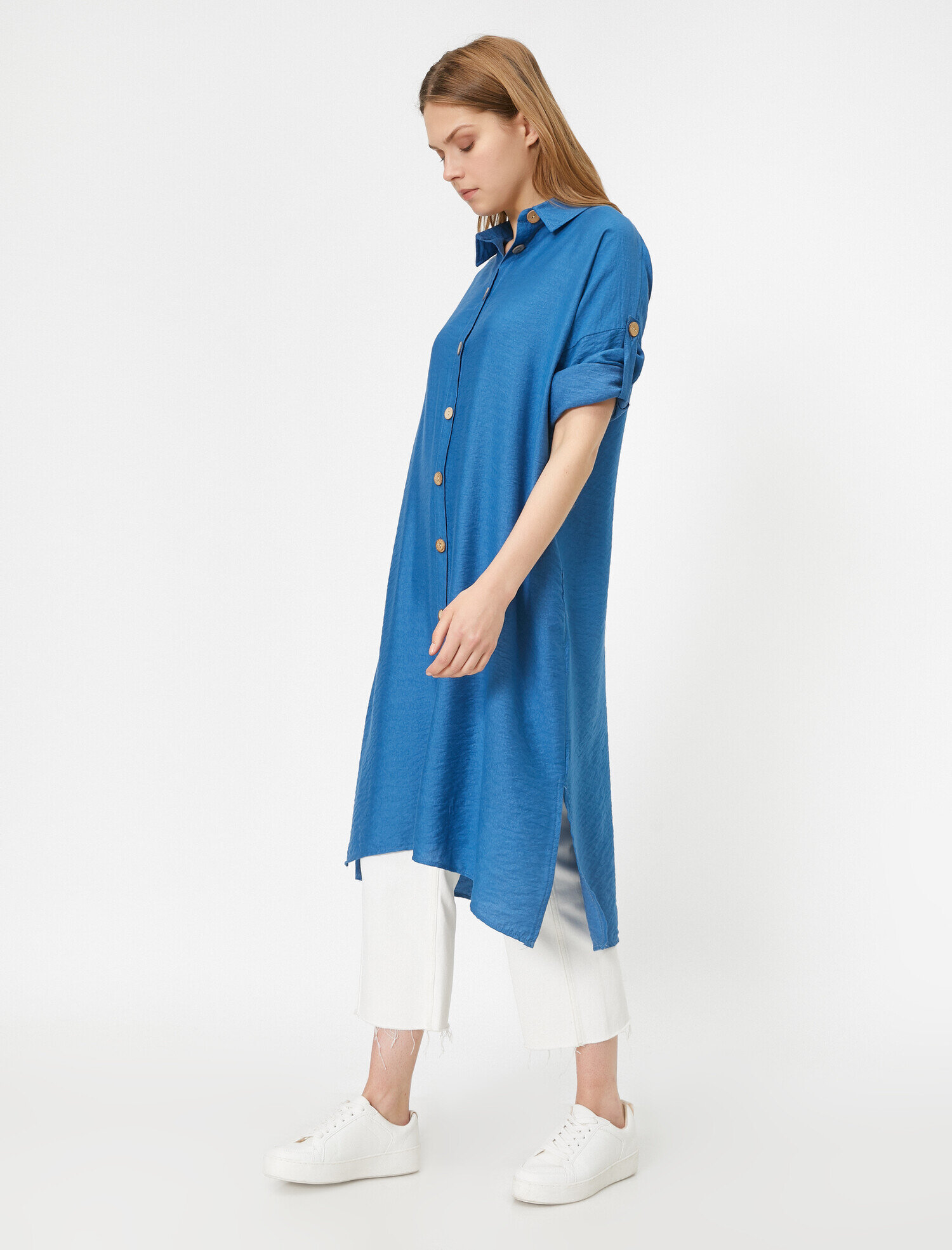   Düğme Detaylı Uzun Kollu Tunik