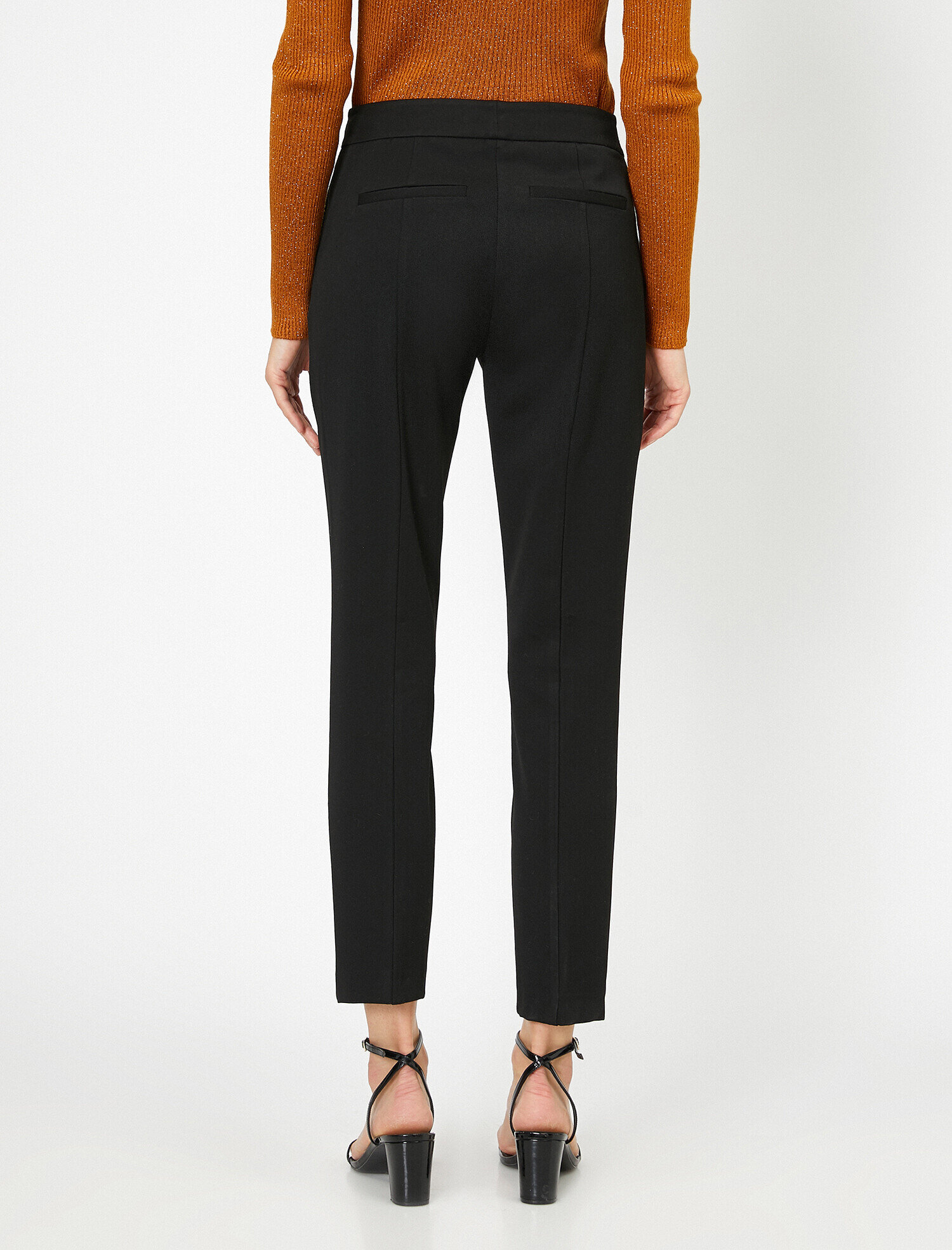   Cep Detaylı Pantolon