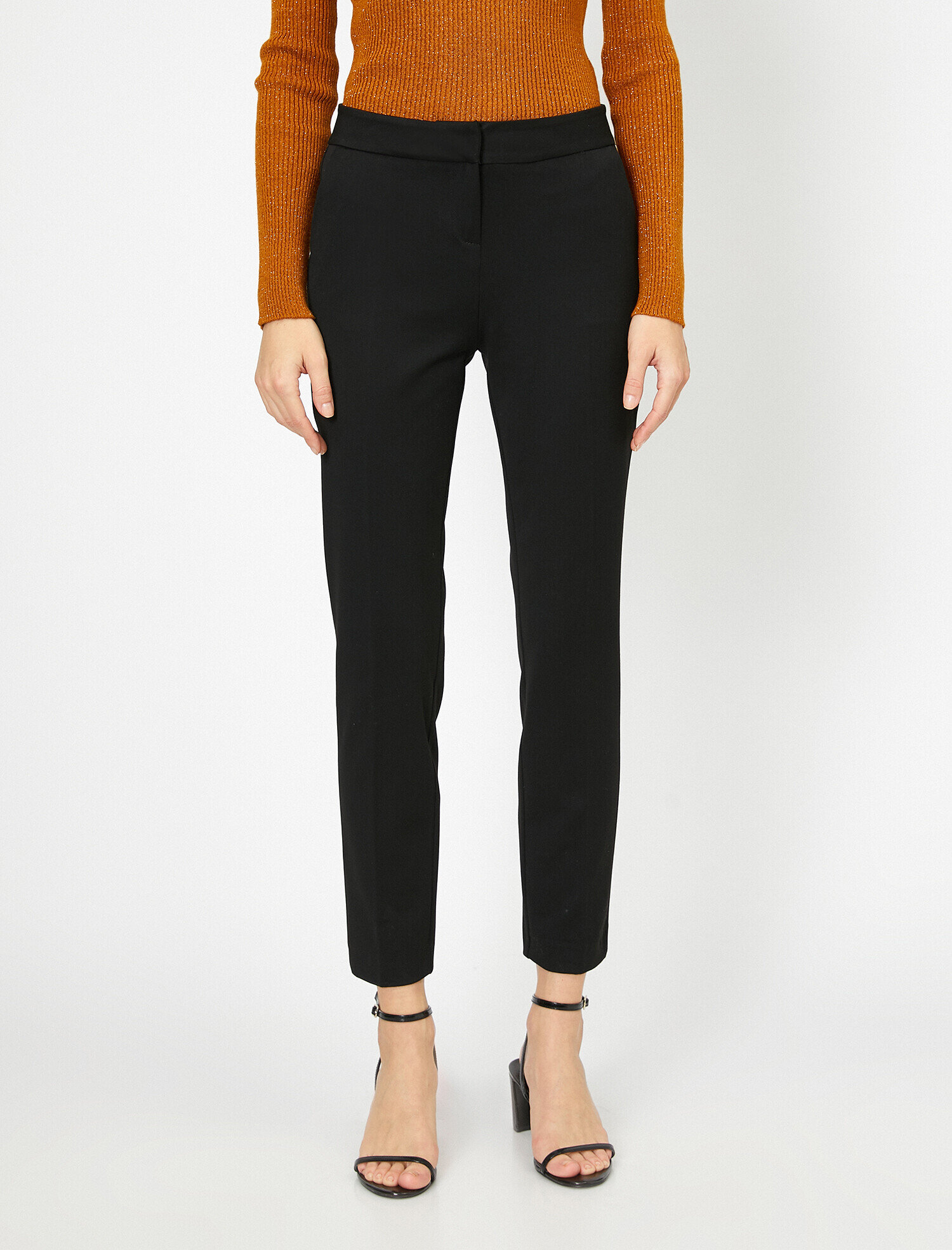   Cep Detaylı Pantolon