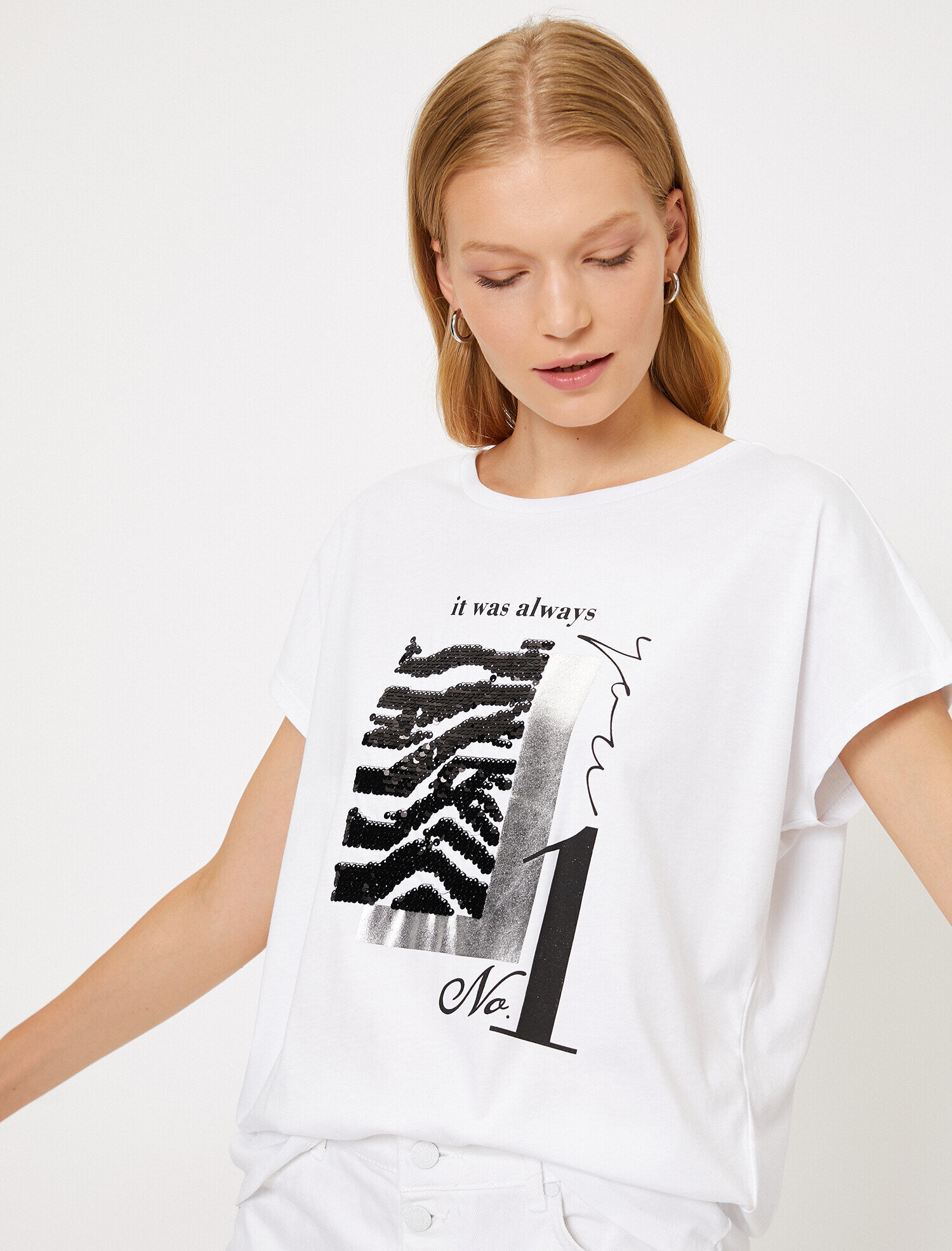   Yazılı Baskılı Tişört