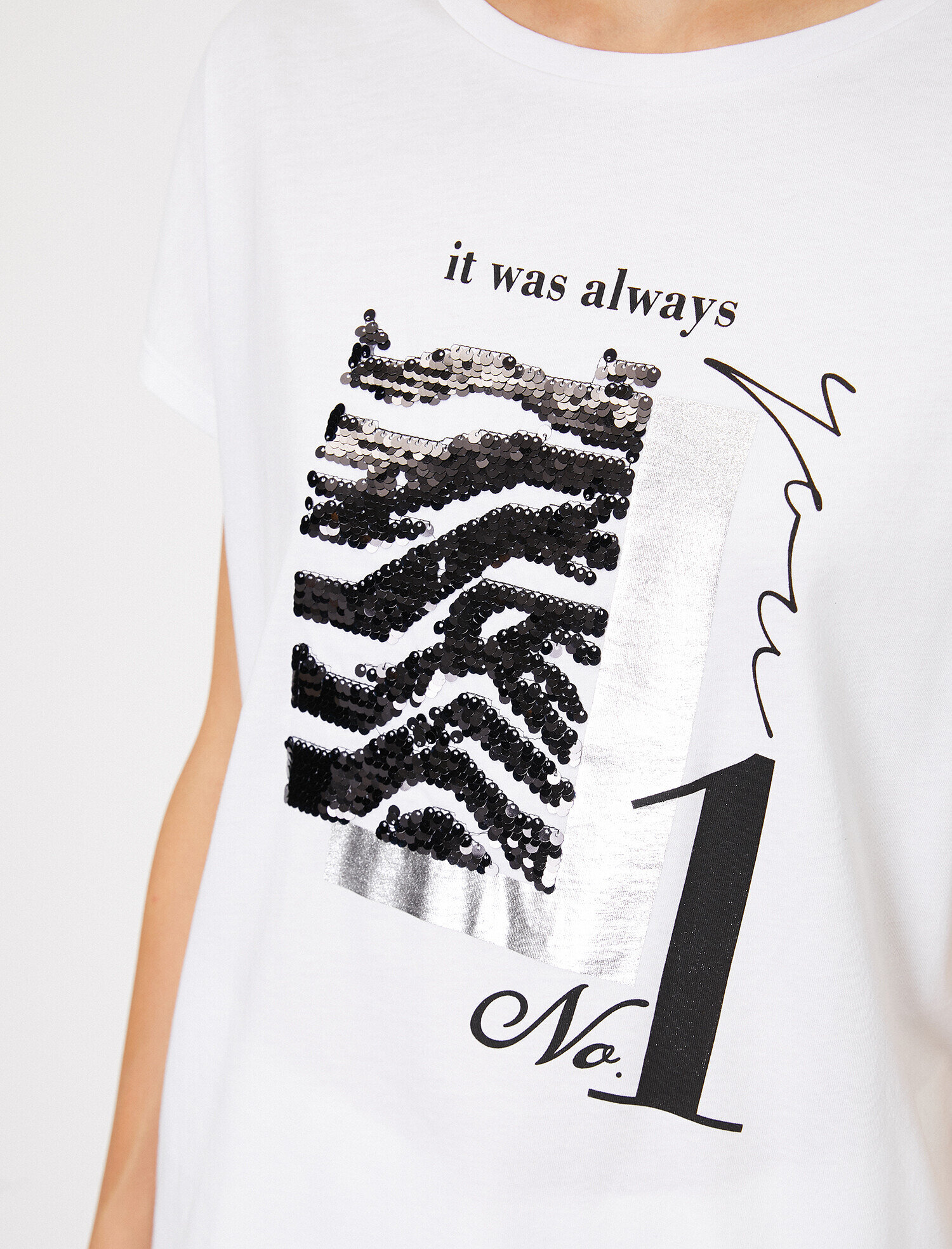   Yazılı Baskılı Tişört