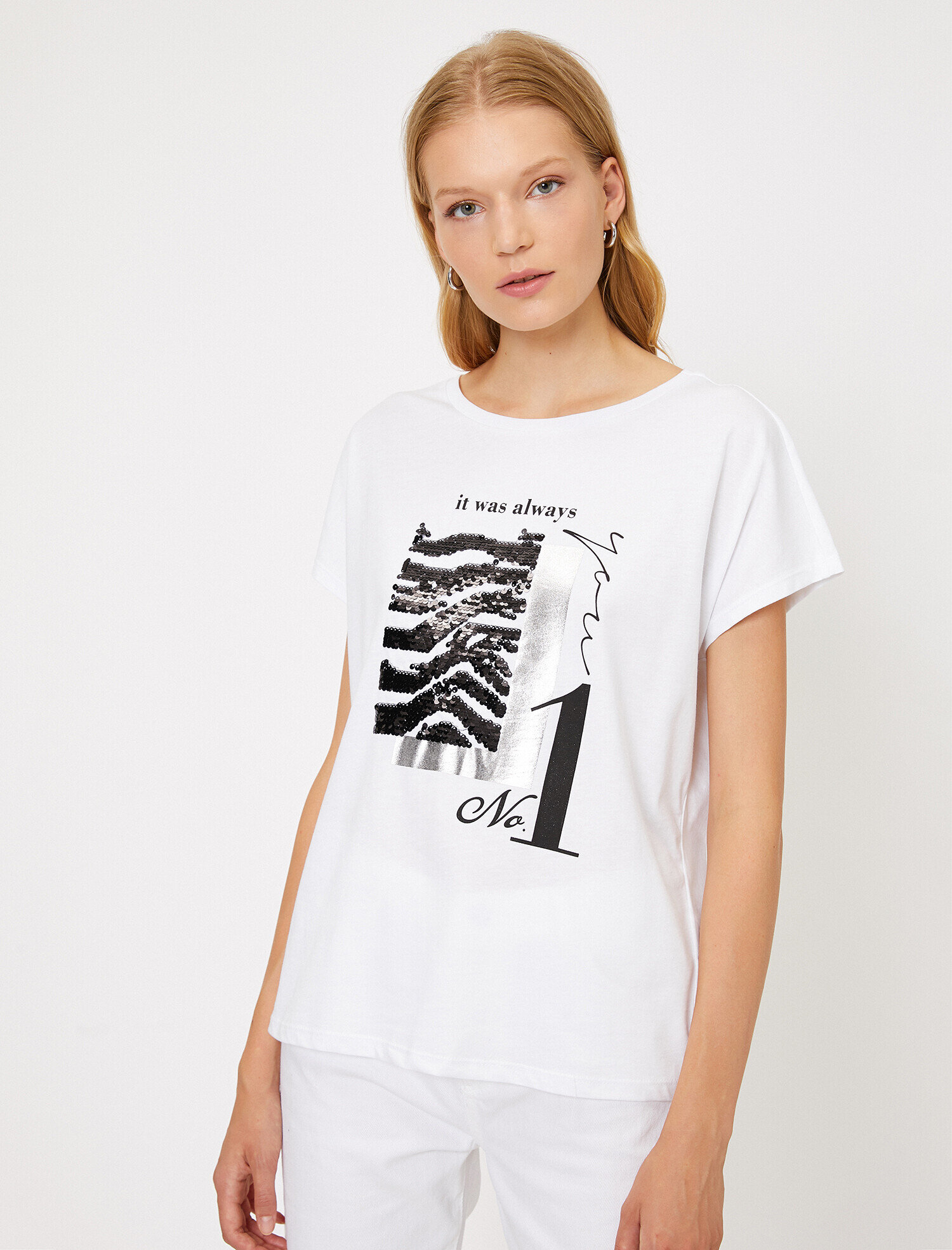   Yazılı Baskılı Tişört