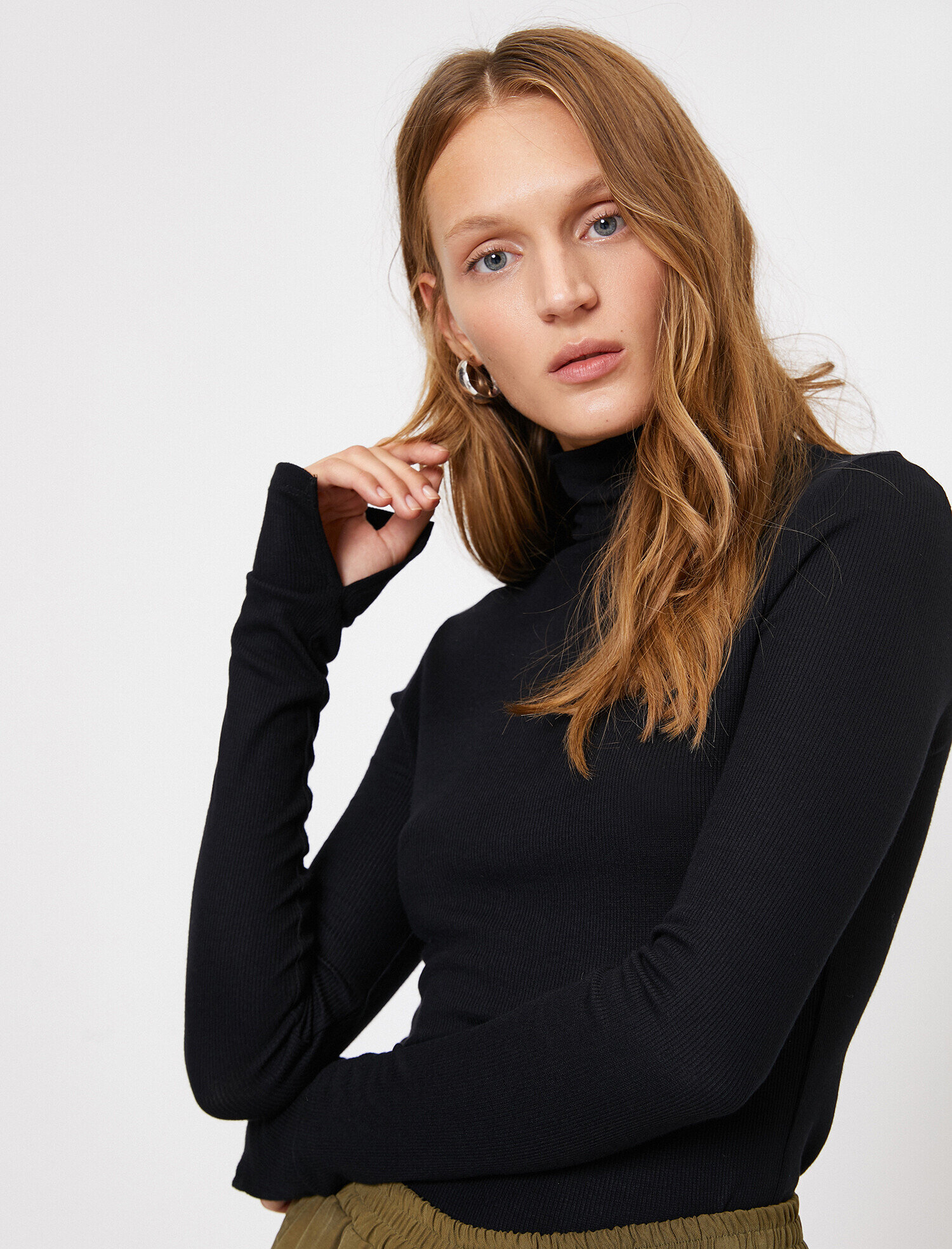   Boğazlı Tişört Uzun Kollu