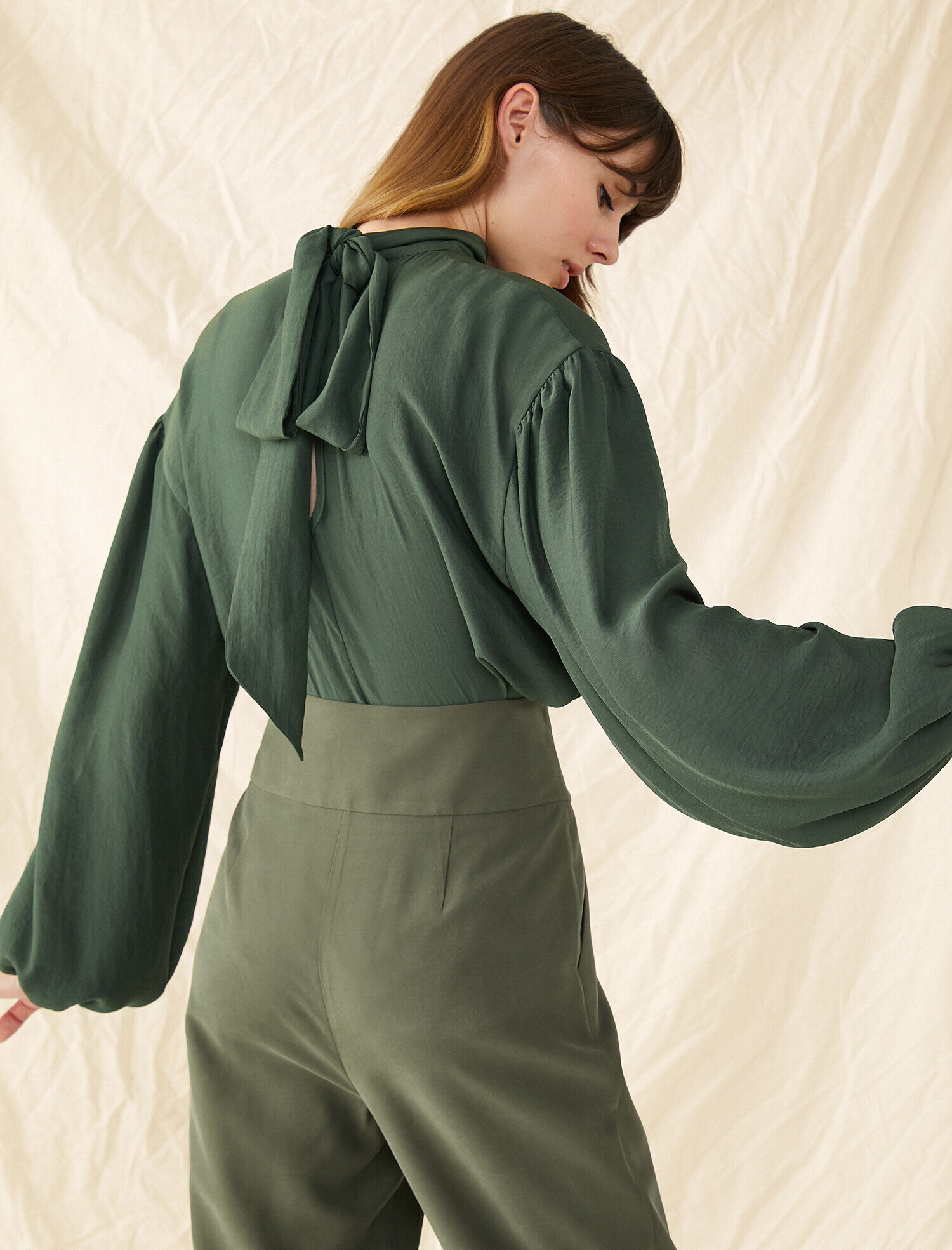   Kolları Volanlı Bluz