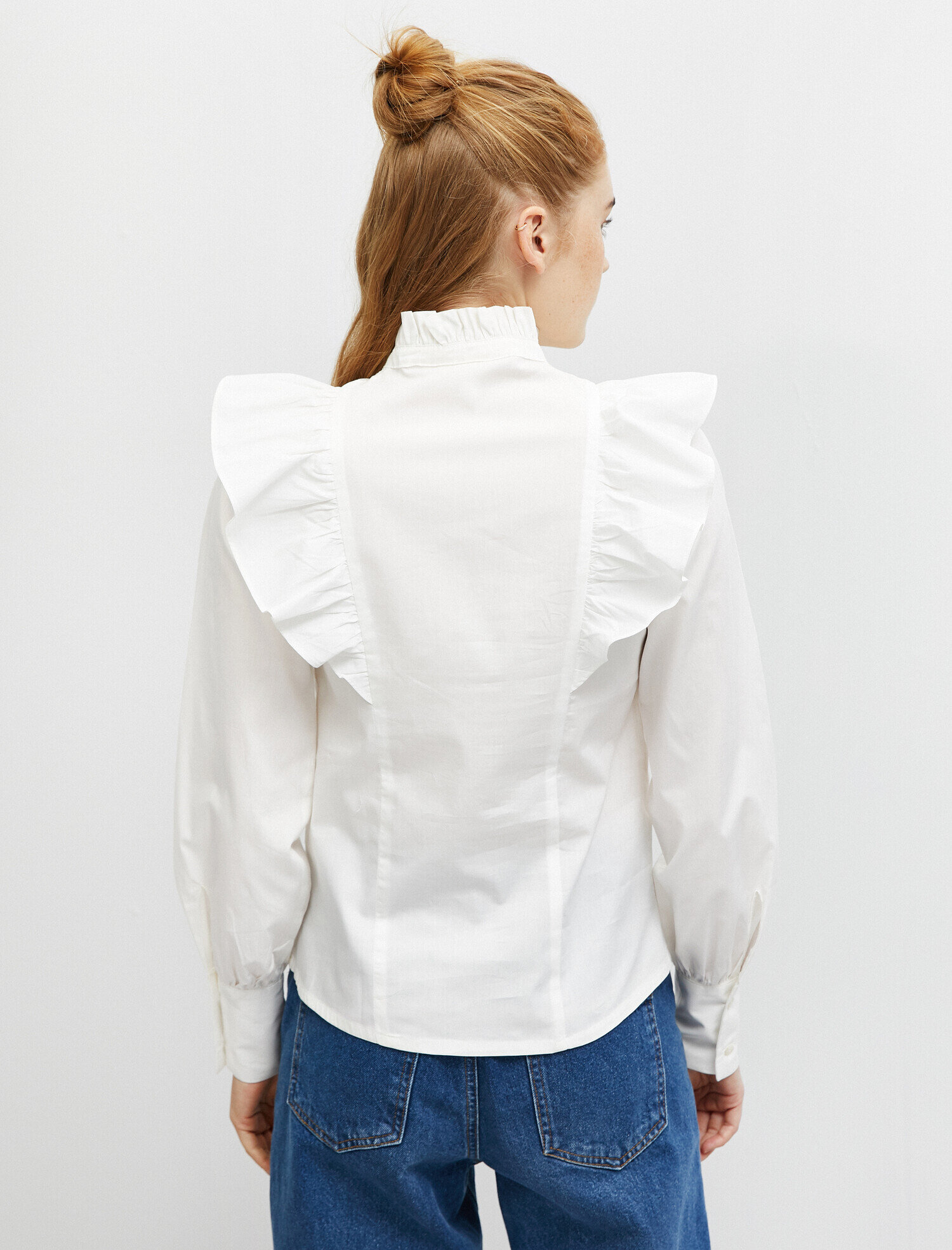   Düğme Detaylı Tişört