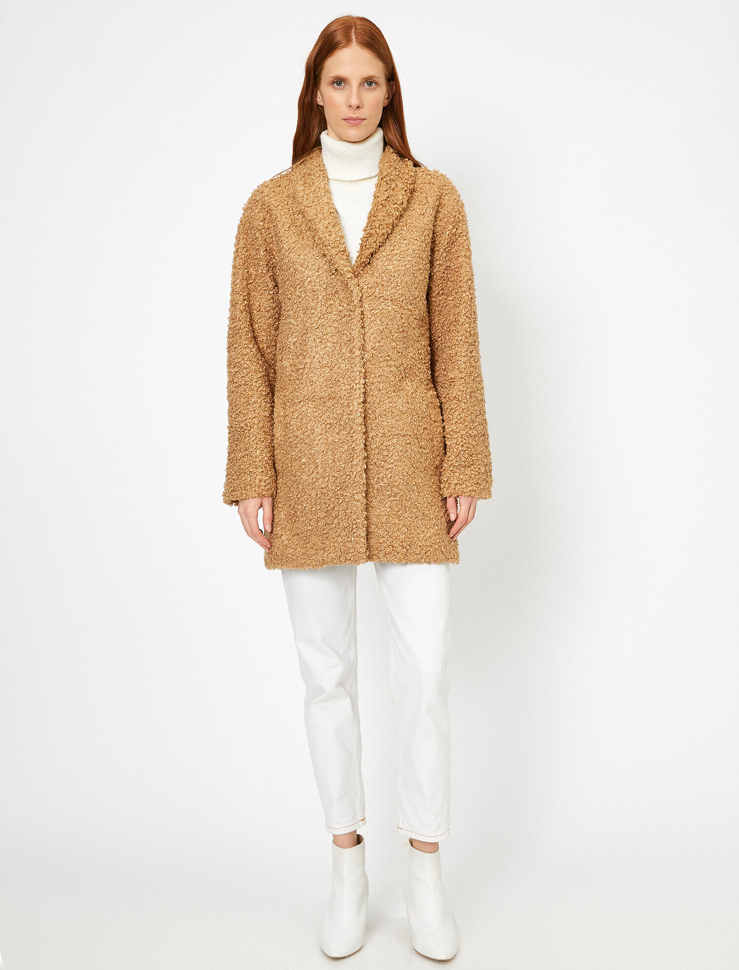   Cep Detaylı Peluş Kaban