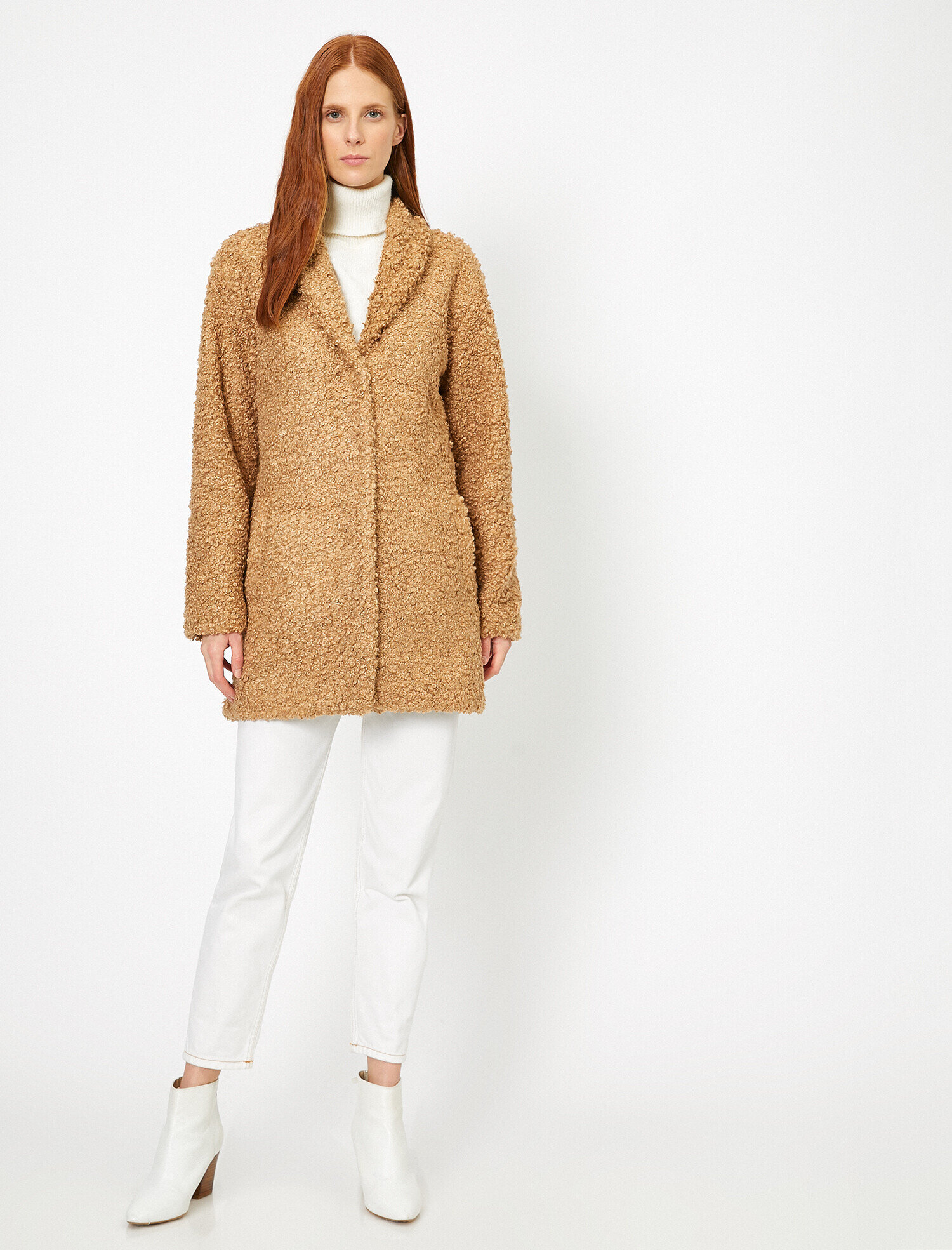   Cep Detaylı Peluş Kaban