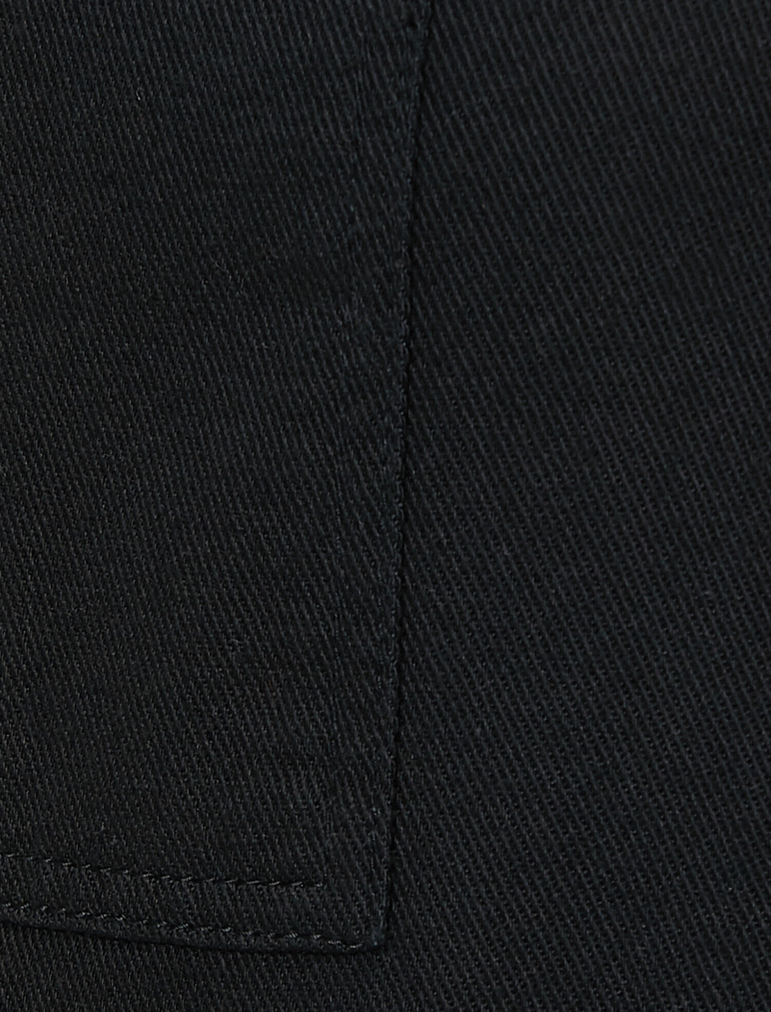   Düğme Detaylı Tulum