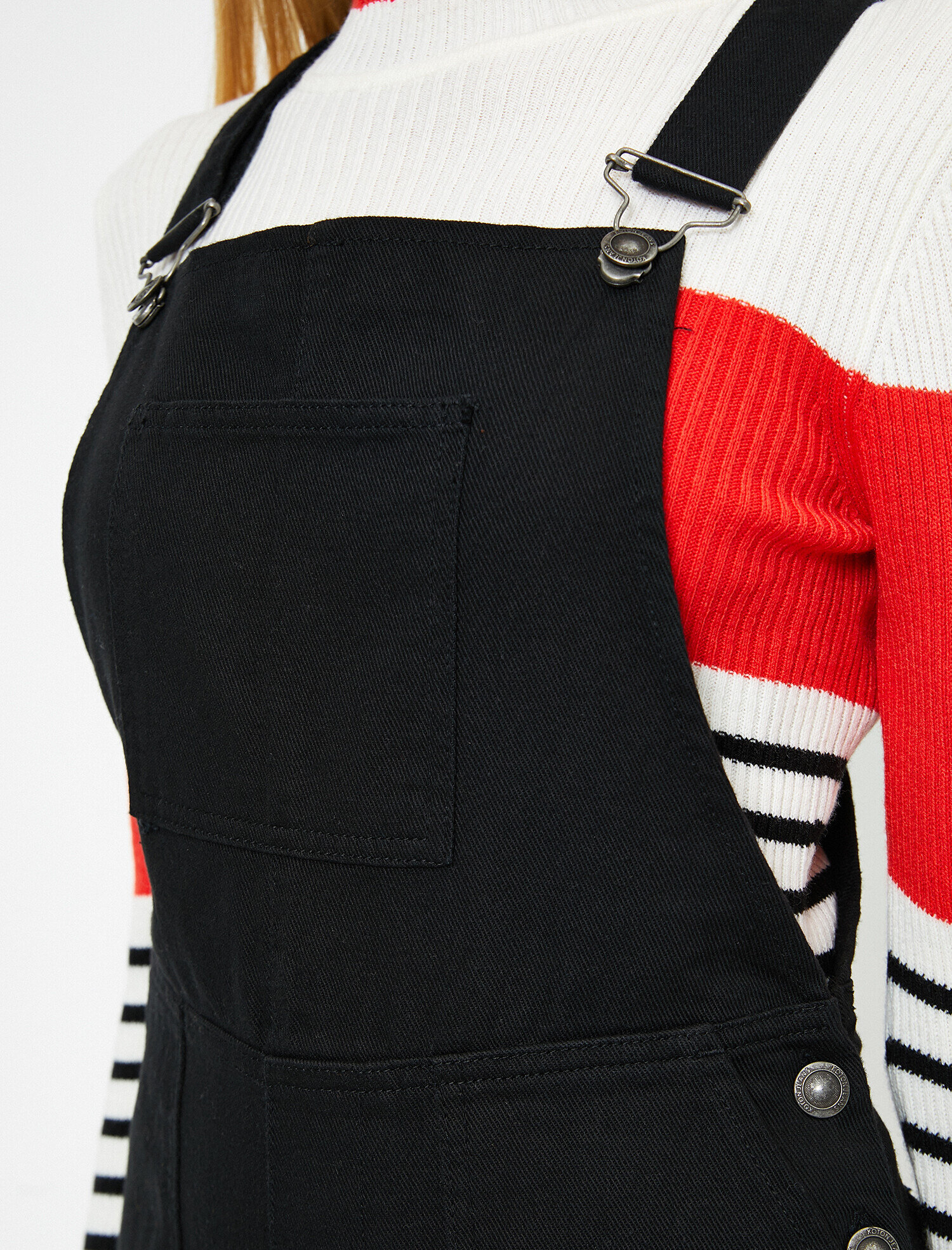   Düğme Detaylı Tulum