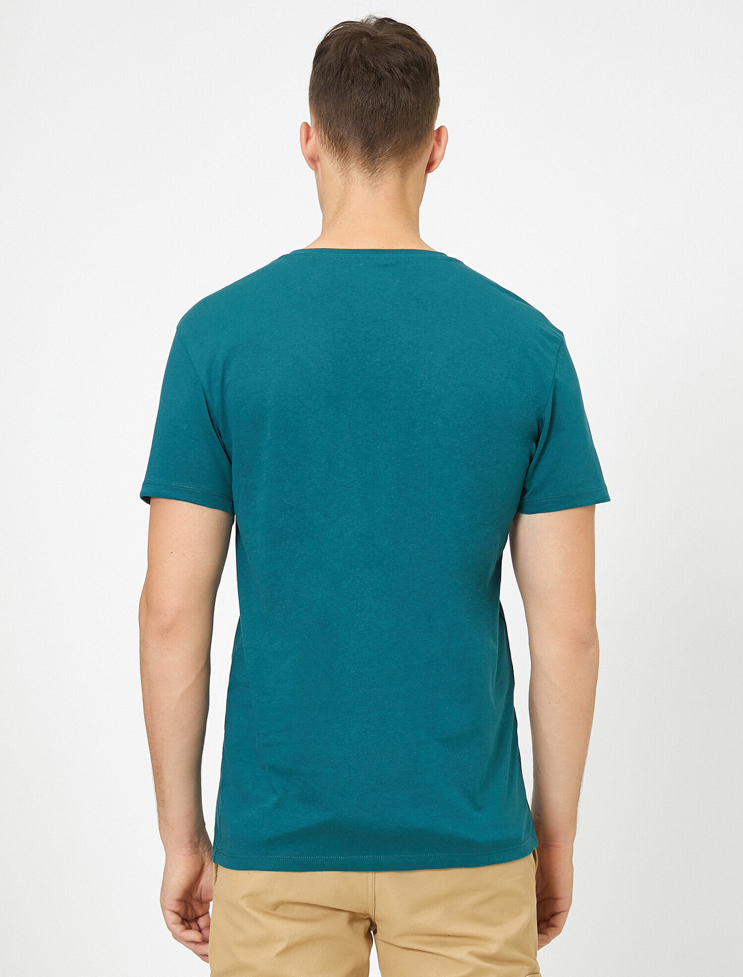   V Yaka Pamuklu Dar Kesim Basic Tişört