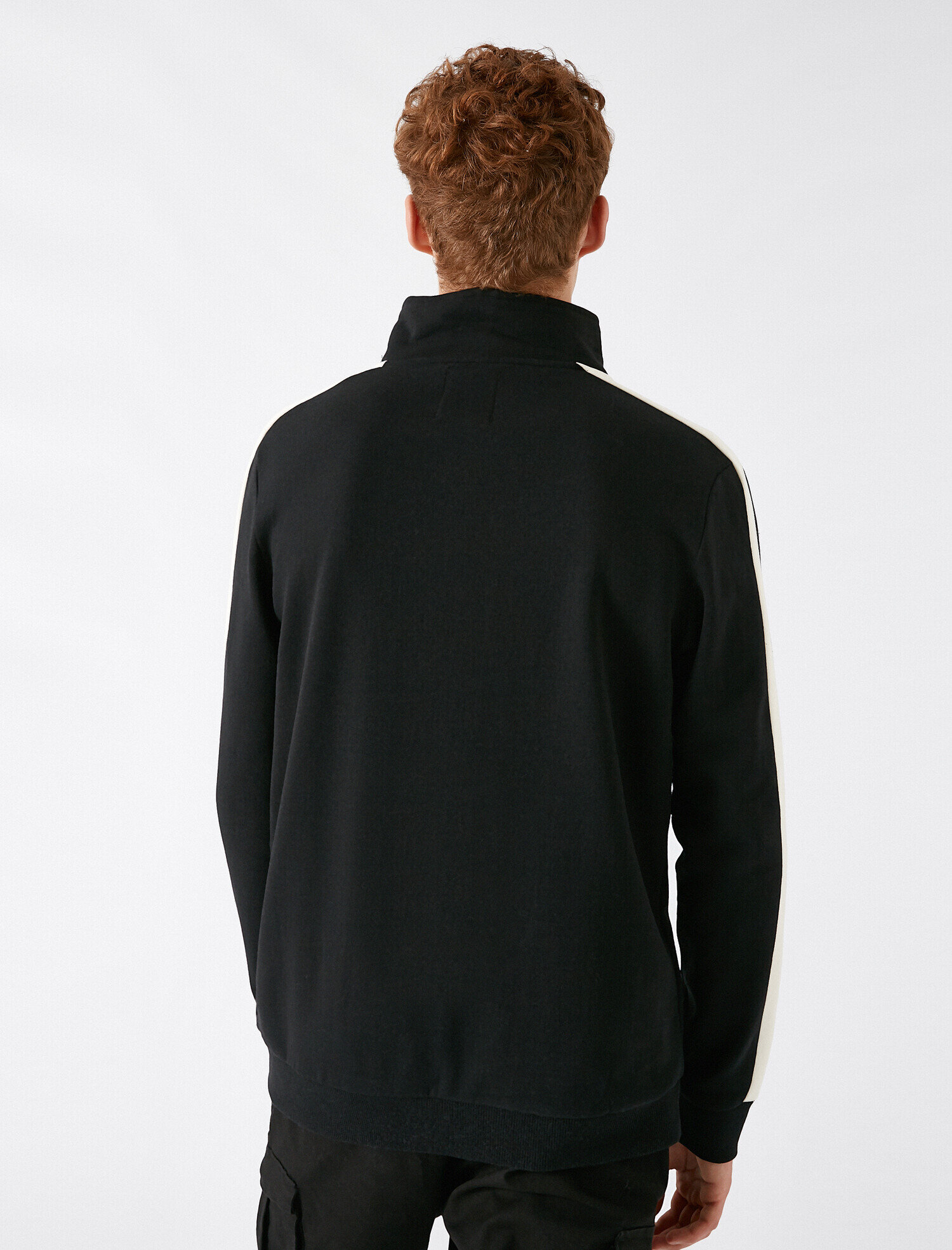   Yüksek Yaka Şeritli Baskılı Fermuarlı Sweatshirt