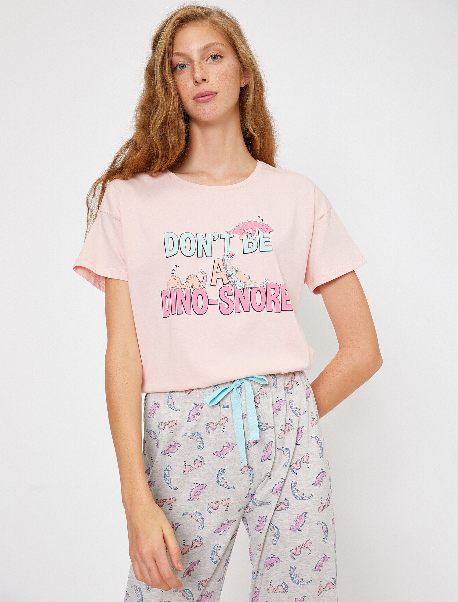 Yazılı Baskılı Pijama Takımı