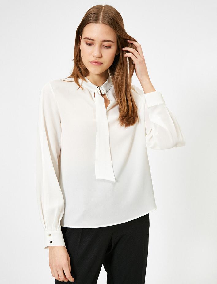  Uzun Kollu Yaka Detaylı Bluz
