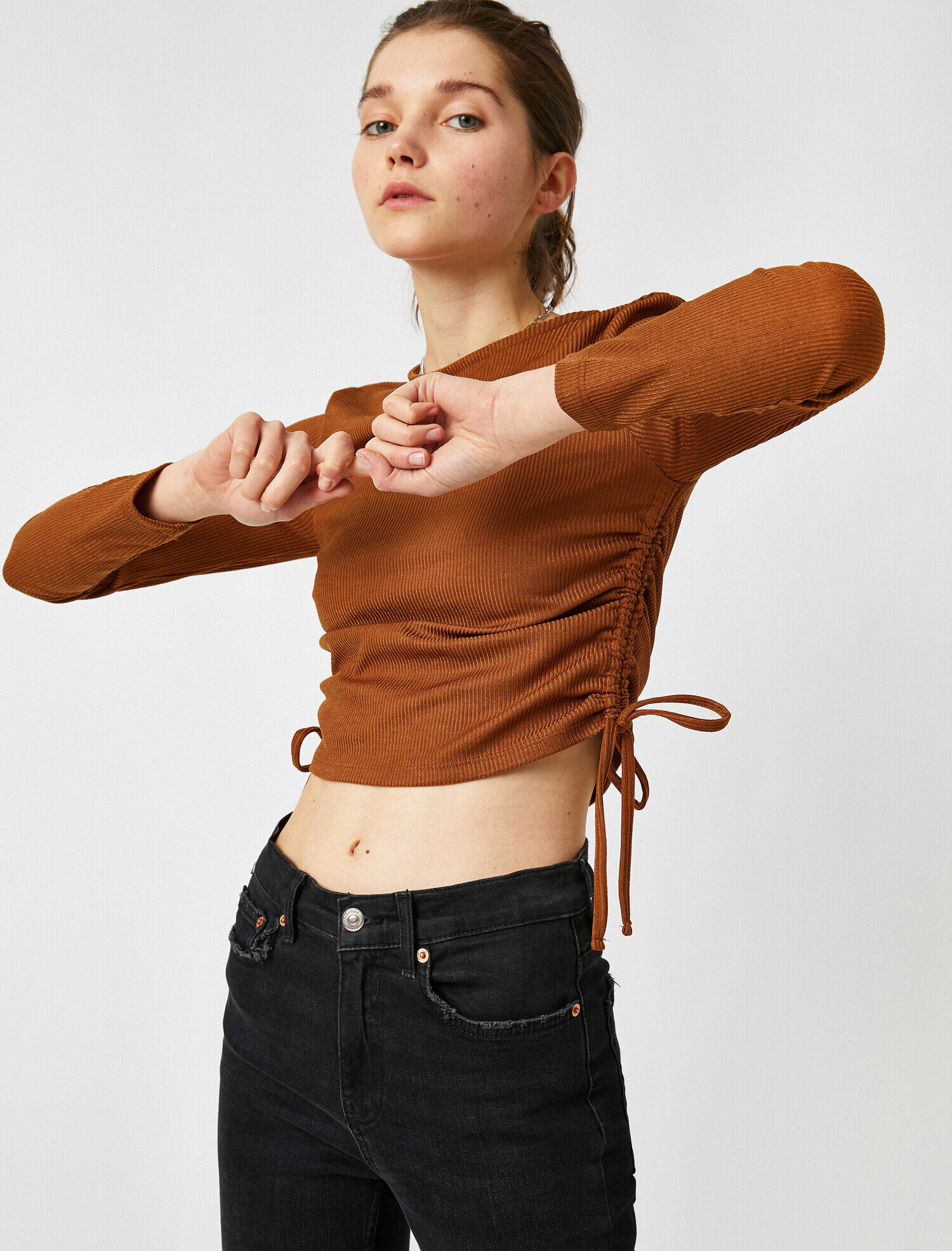   Bisiklet Yaka Büzgü Detaylı Kazak