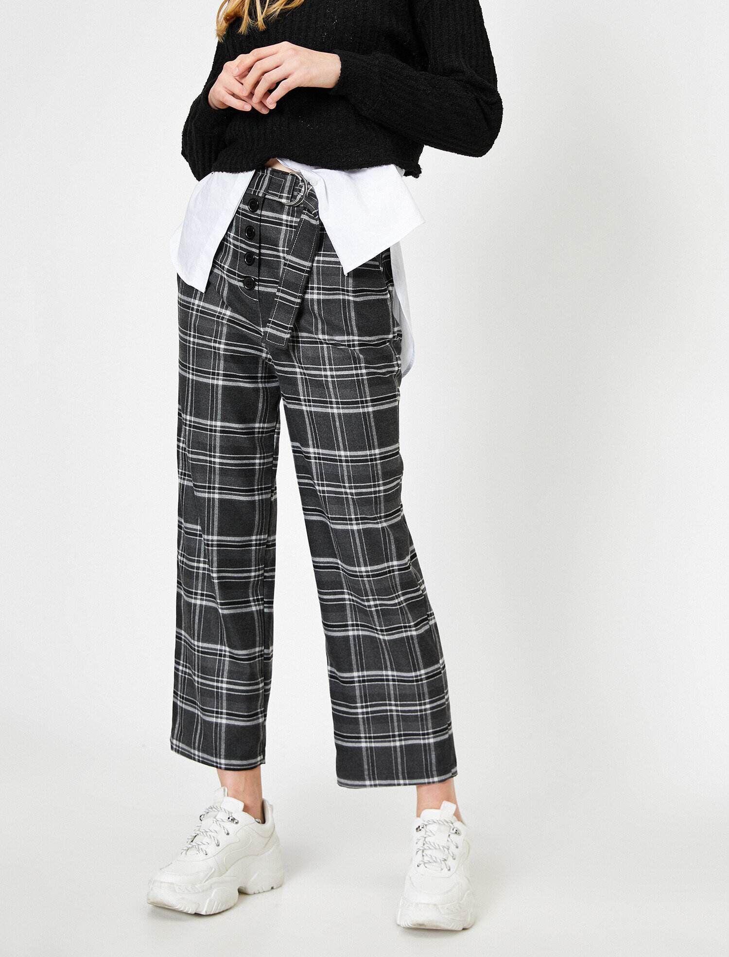   Kemerli Ekoseli Paçaları Geniş Kesim Pantolon