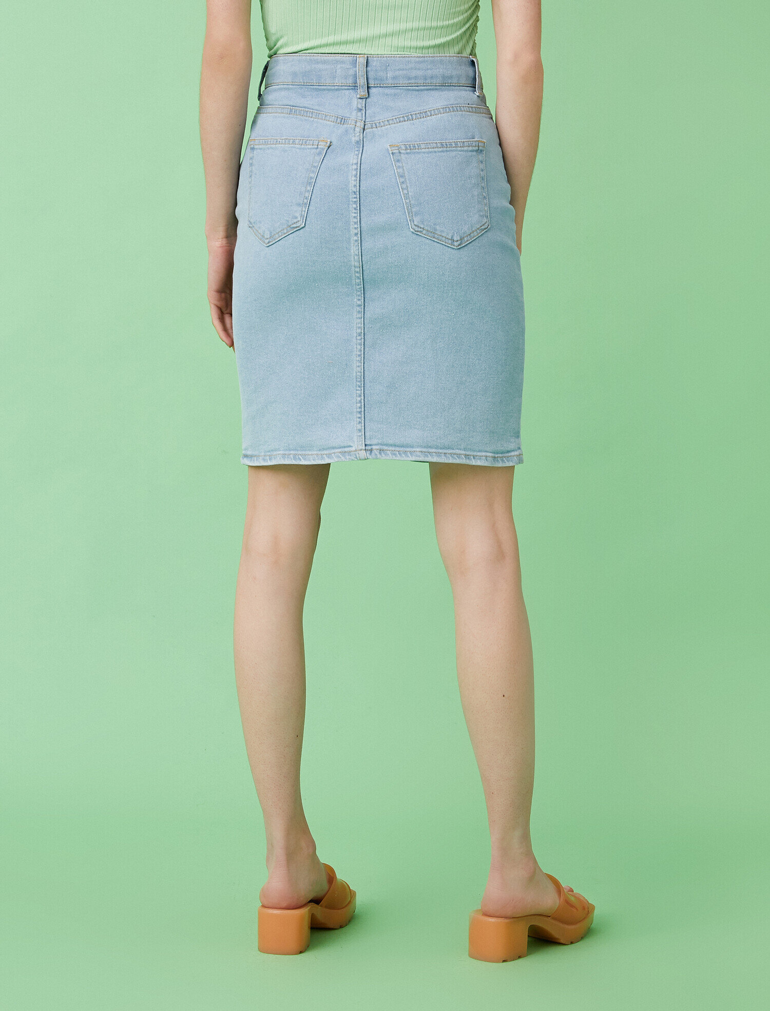   Yırtmaç Detaylı Jean Etek