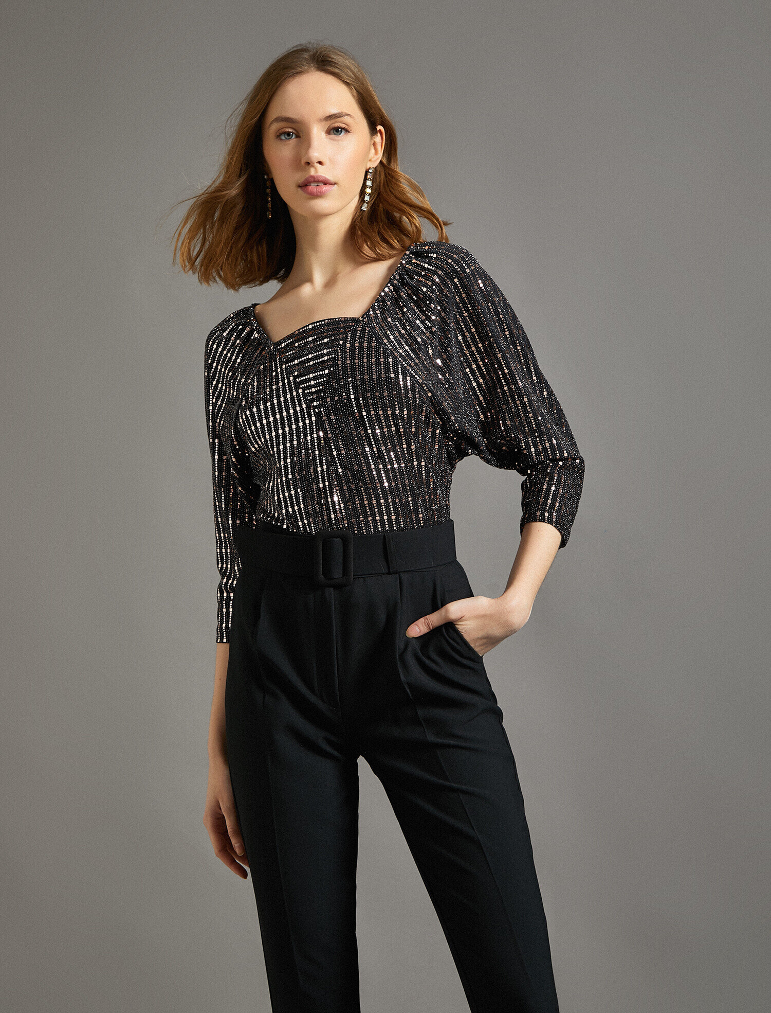   Pul Detaylı Abiye Bluz