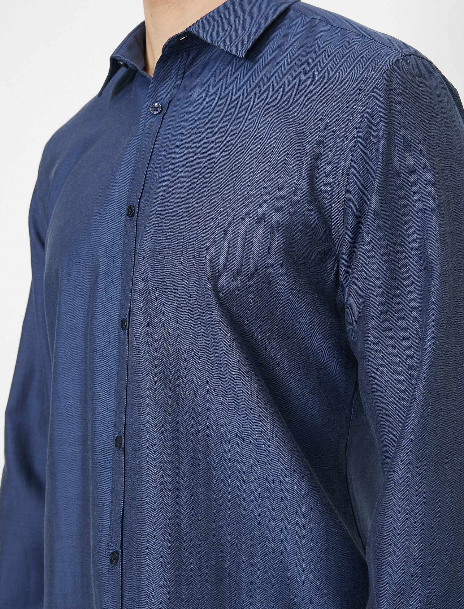   Klasik Yaka Uzun Kollu Slim Fit Smart Gömlek Non Iron