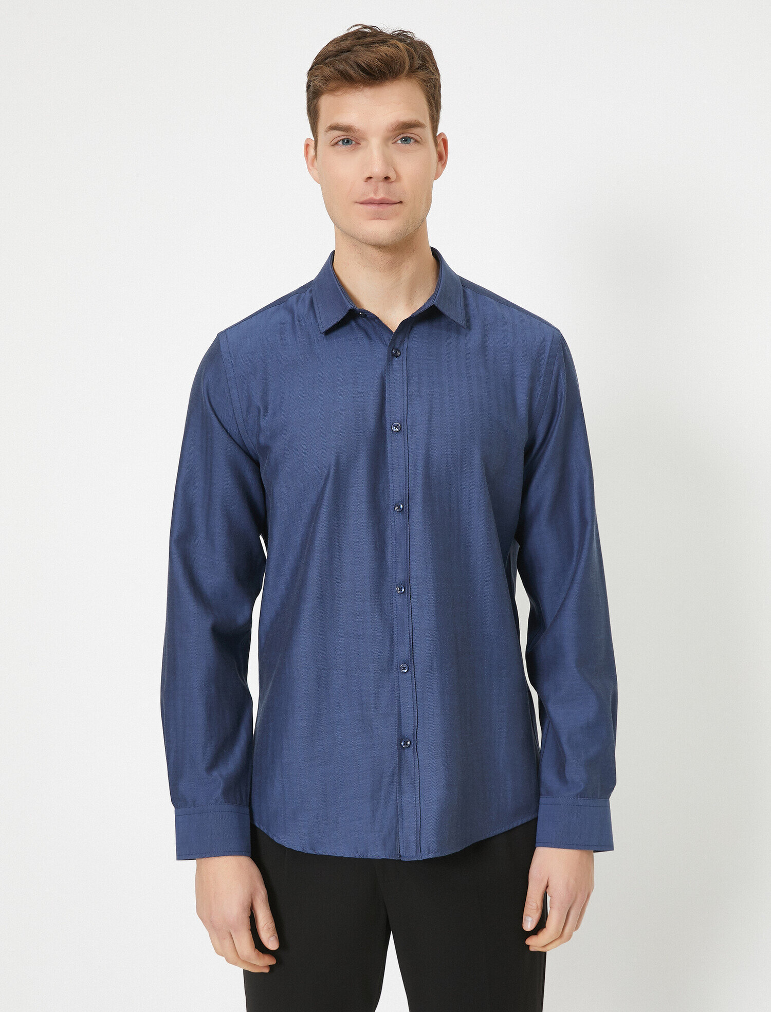   Klasik Yaka Uzun Kollu Slim Fit Smart Gömlek Non Iron