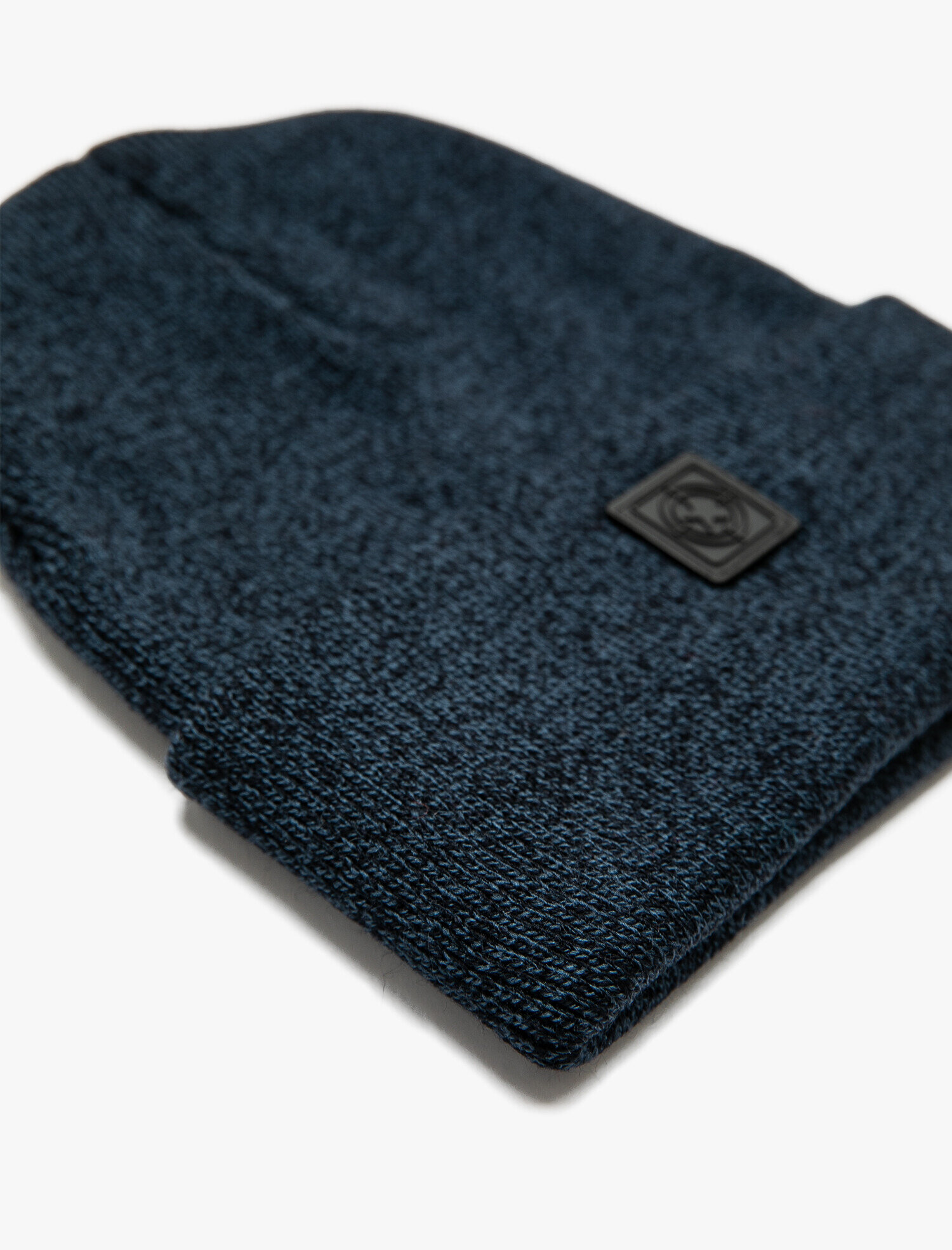  Erkek İşlemeli Bere