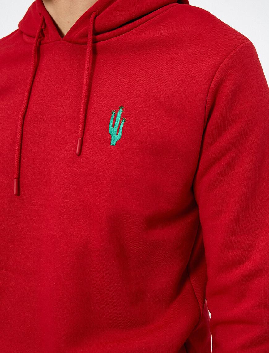   Kapüşonlu İşlemeli Uzun Kollu Sweatshirt