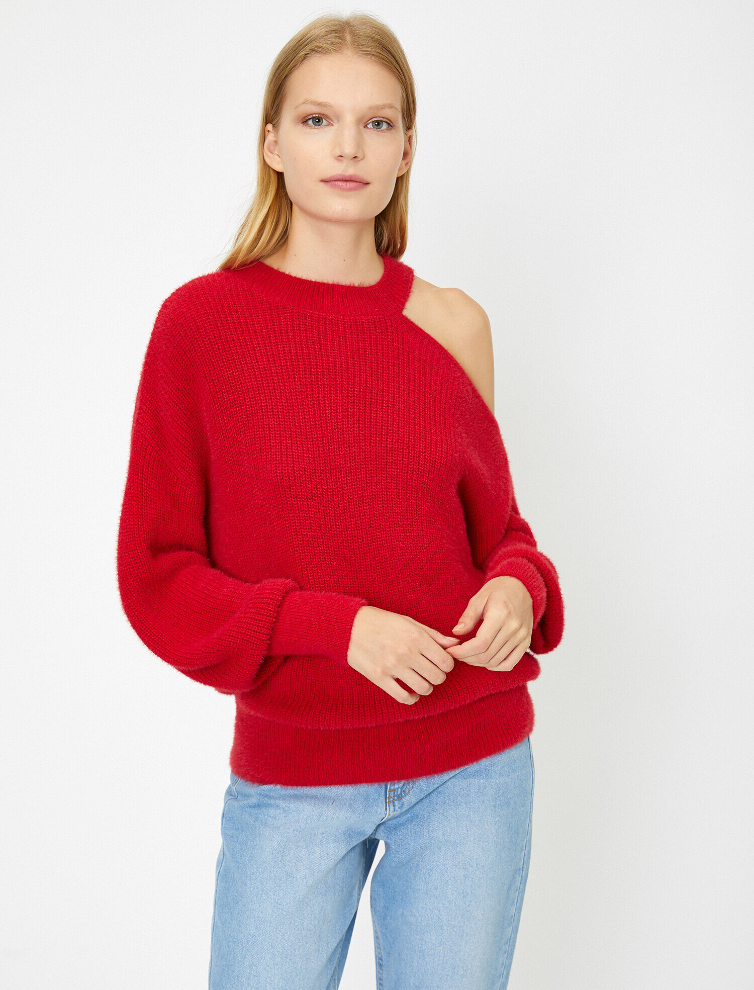   Omuz Detaylı Triko Kazak