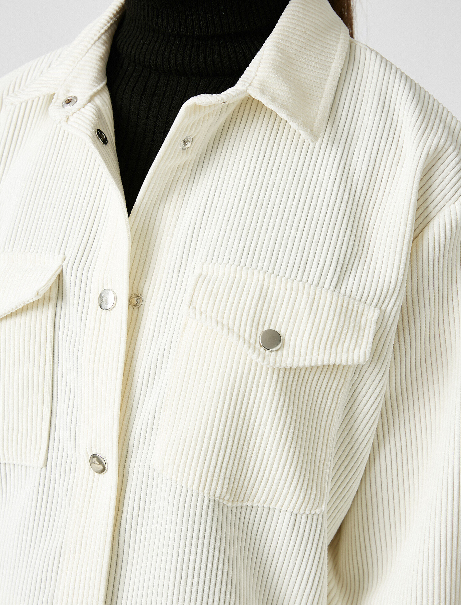   Oversize Düğme Detaylı Cepli Gömlek